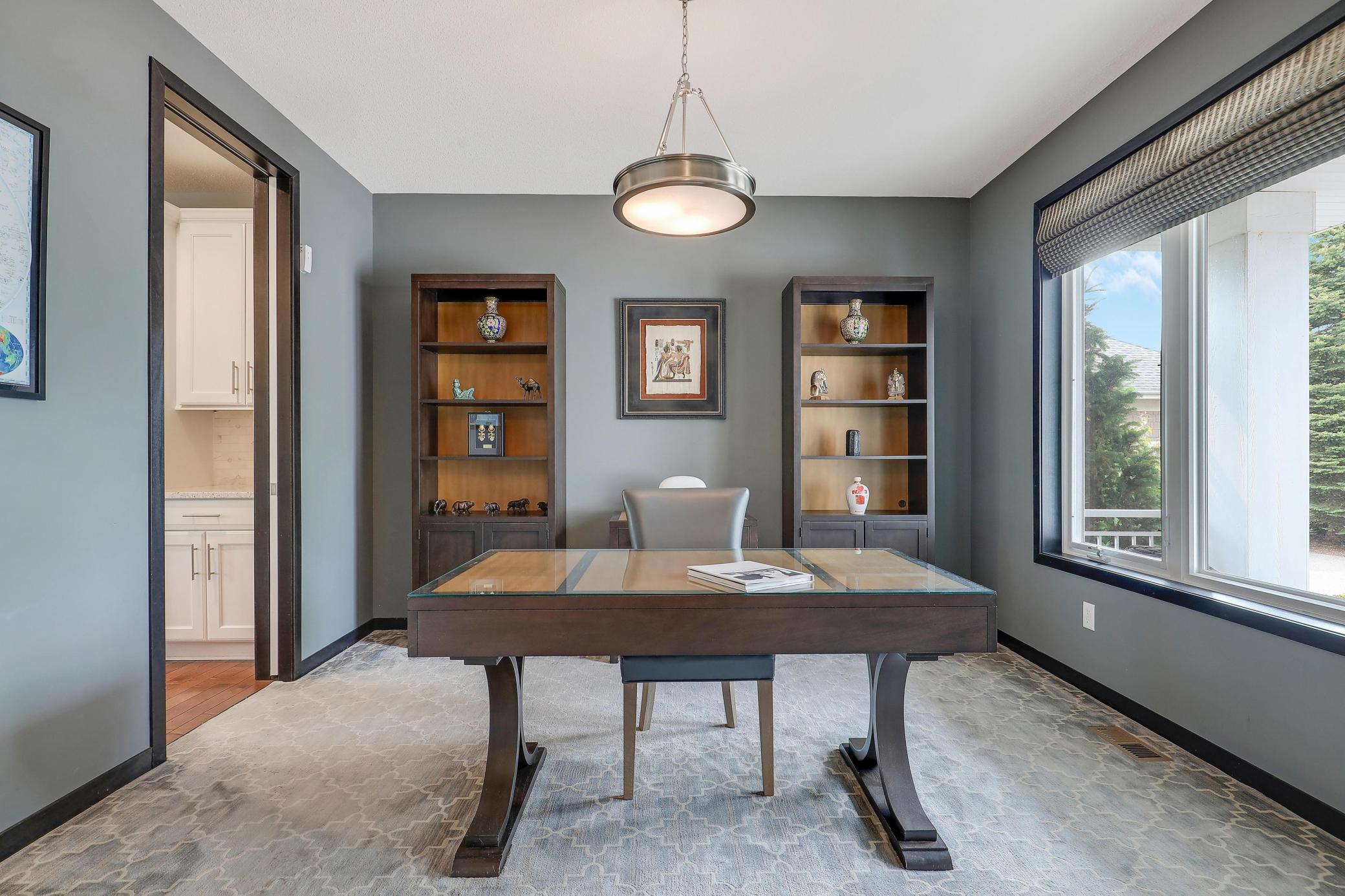 2524 Sandstone Lane