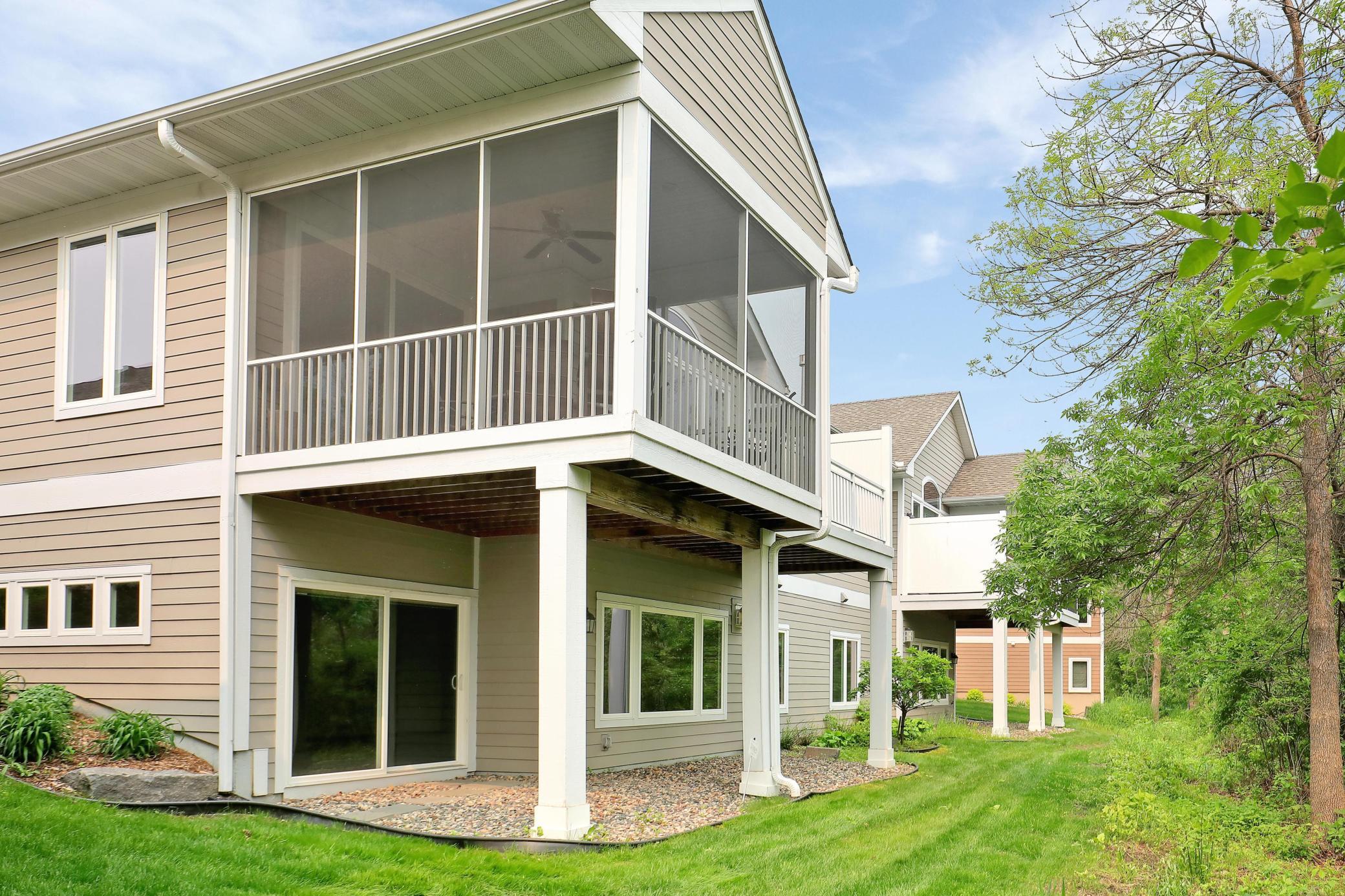 2524 Sandstone Lane