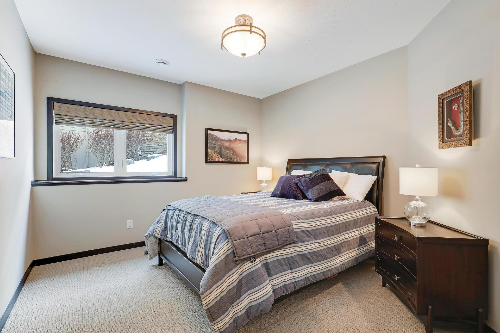 2524 Sandstone Lane