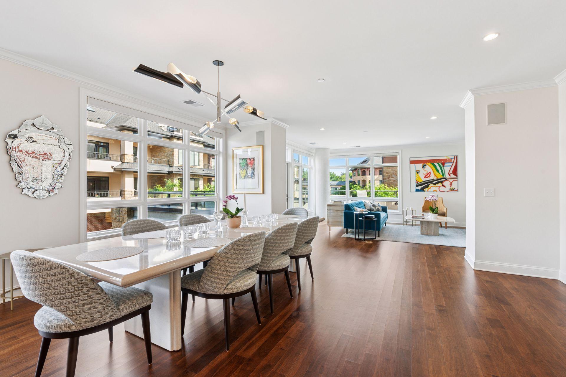 875 Lake Street N Unit: 201