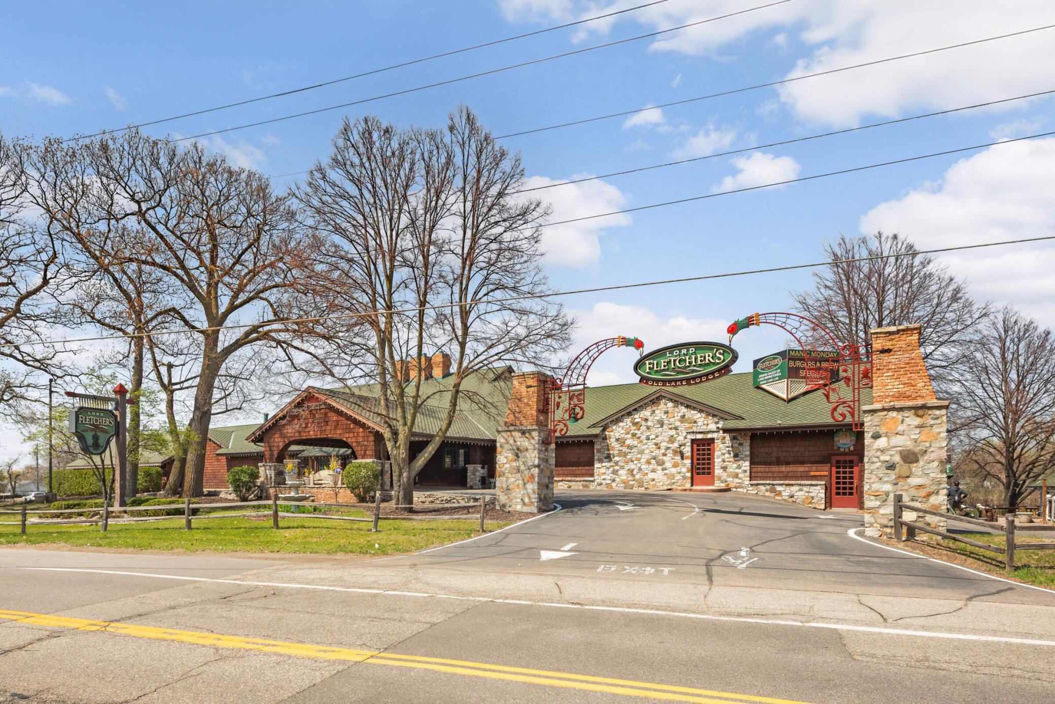 4100 Spring Street Unit: 310