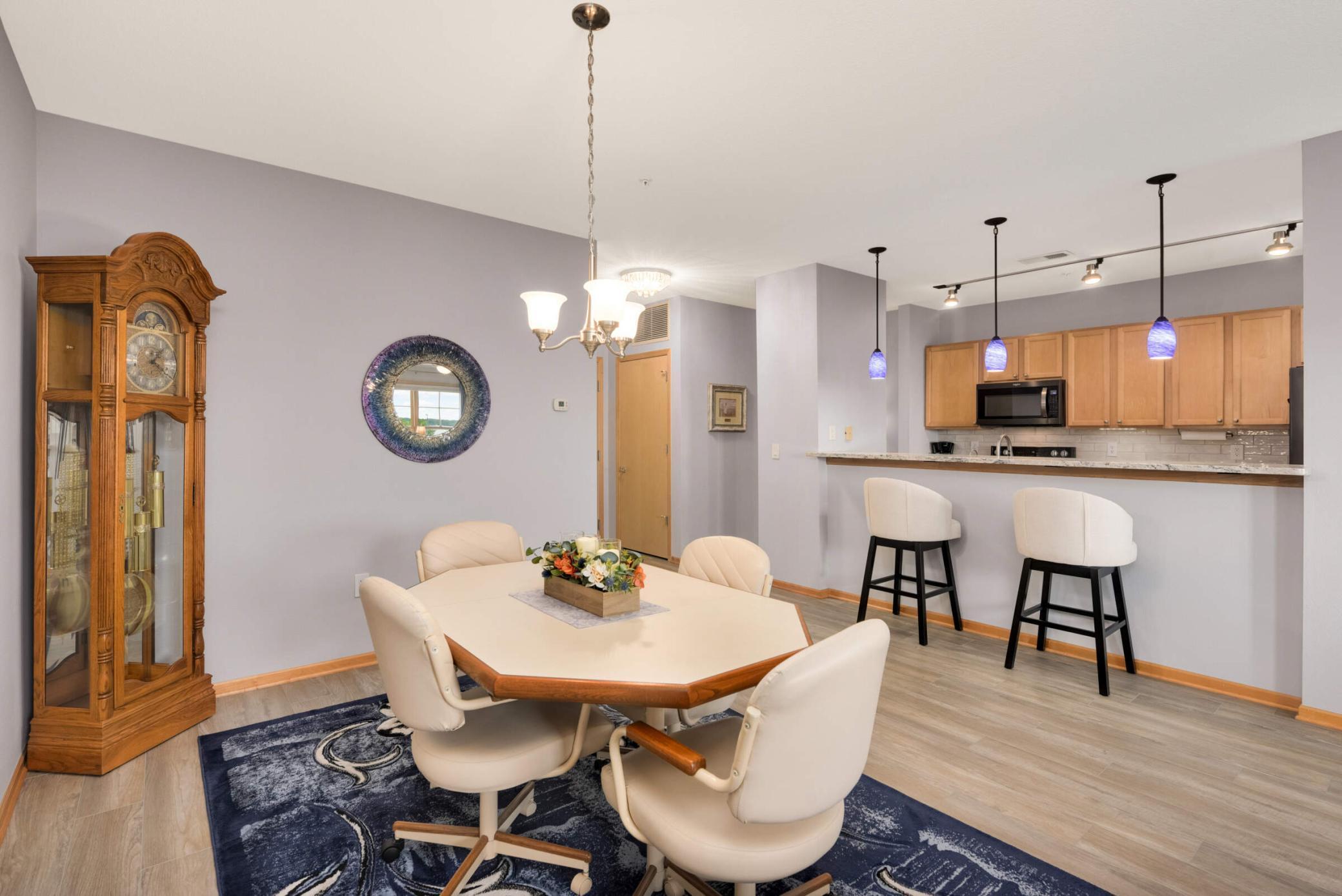 4100 Spring Street Unit: 310