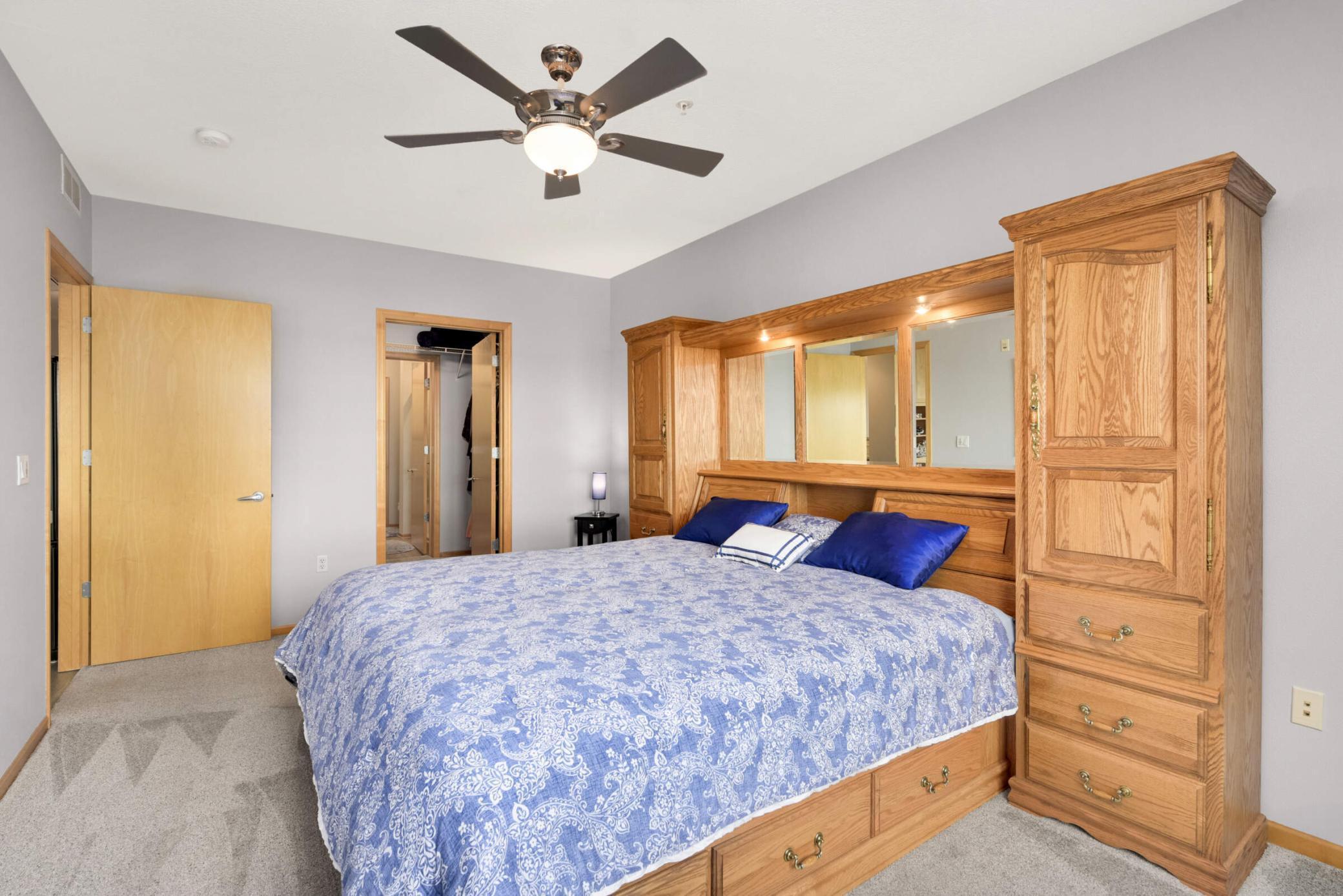 4100 Spring Street Unit: 310