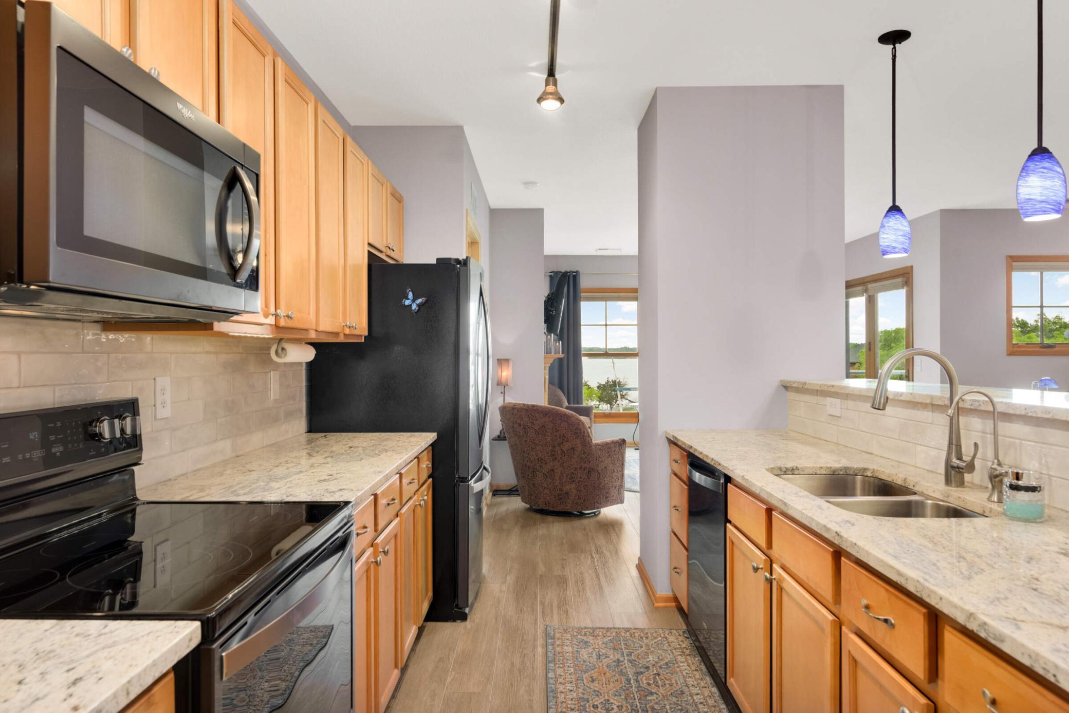 4100 Spring Street Unit: 310