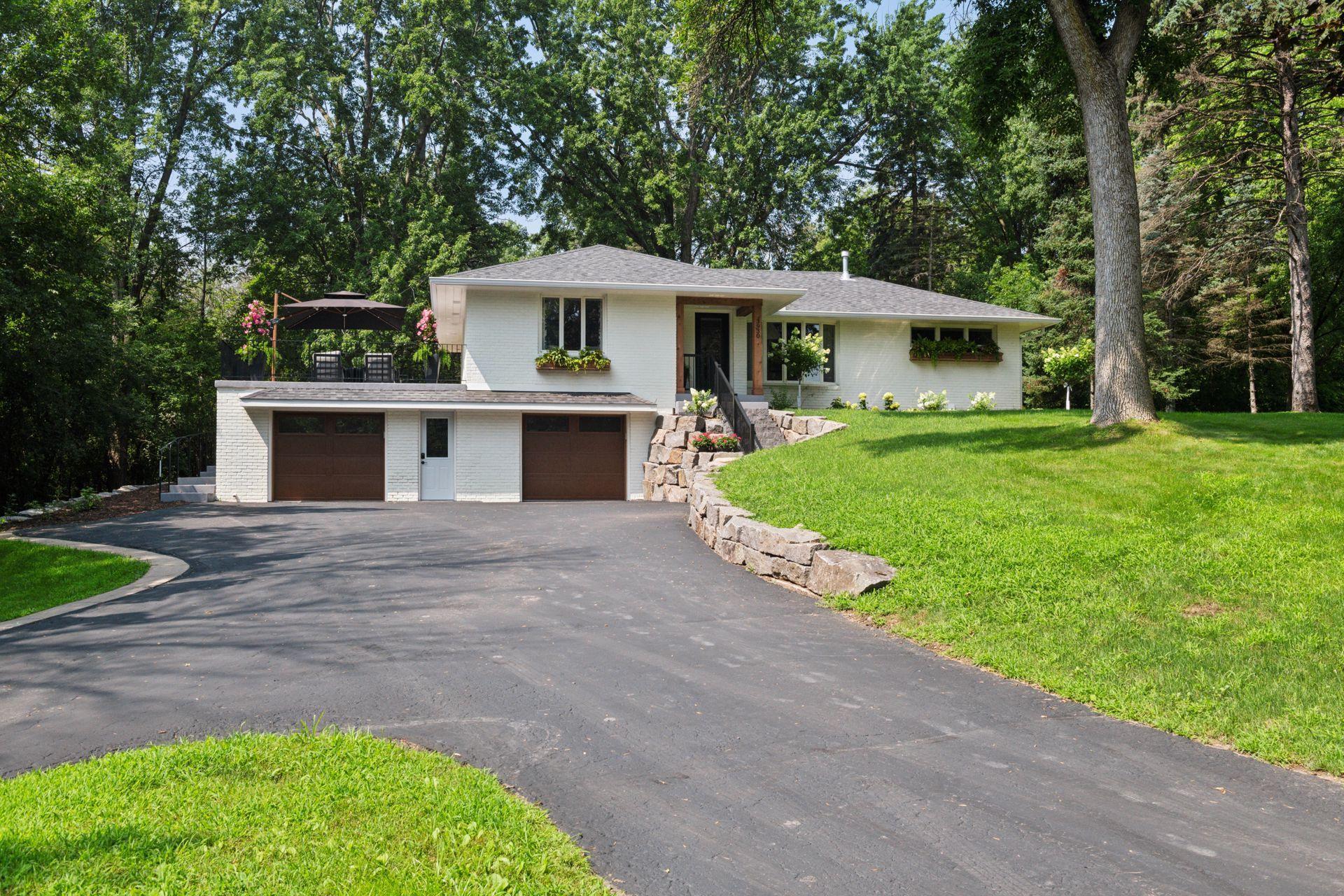 3930 Cottage Lane