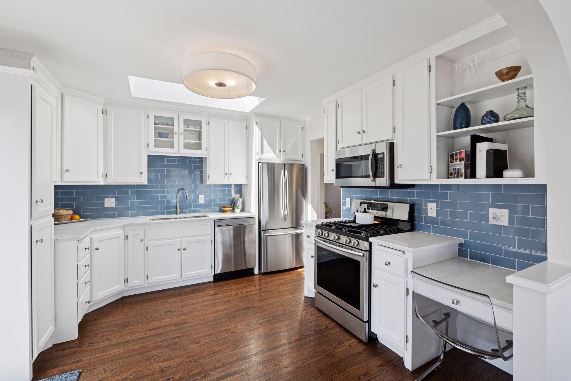 4450 Forest Lake Landing