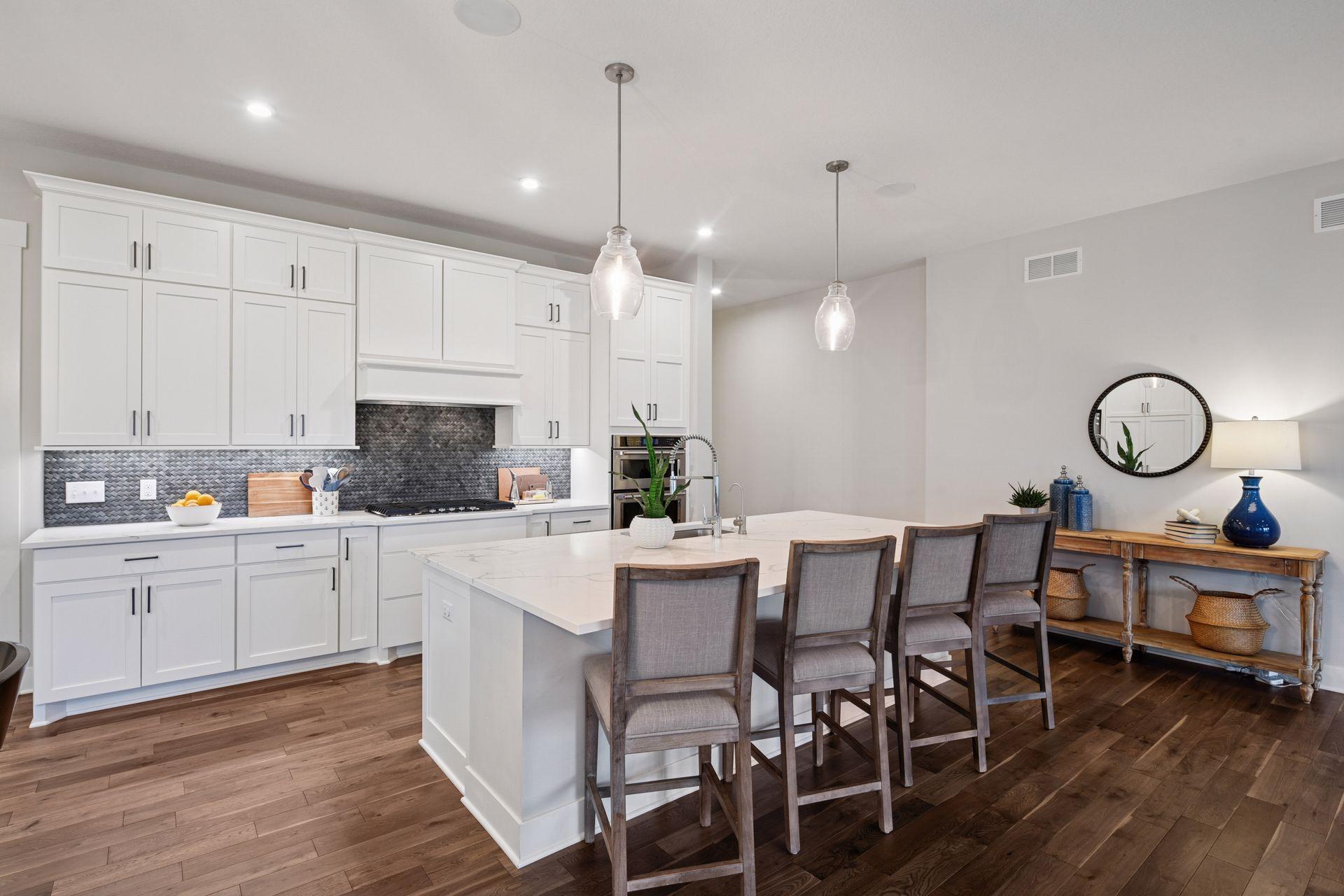 24540 Niblick Alcove