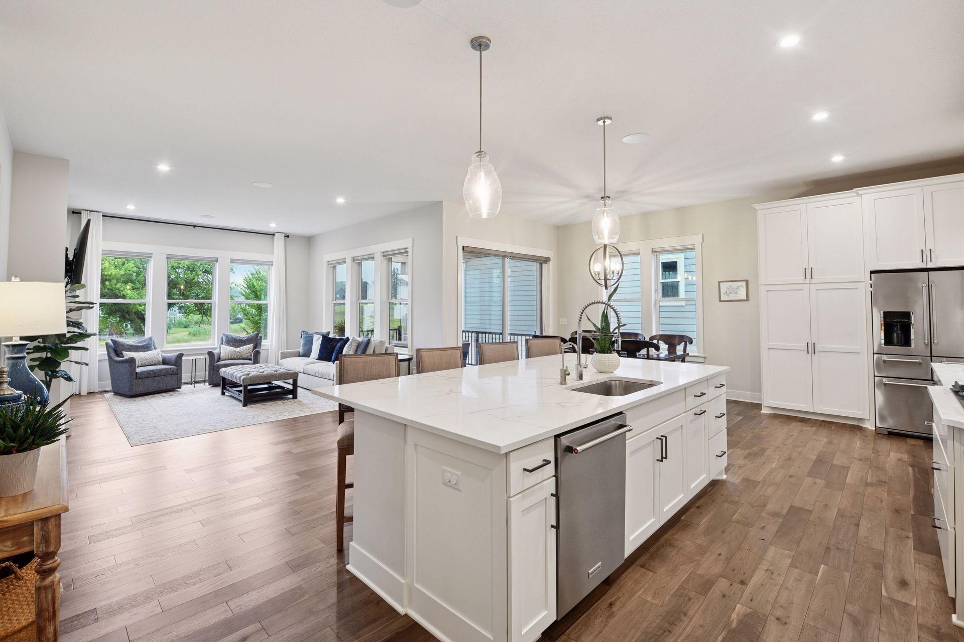 24540 Niblick Alcove