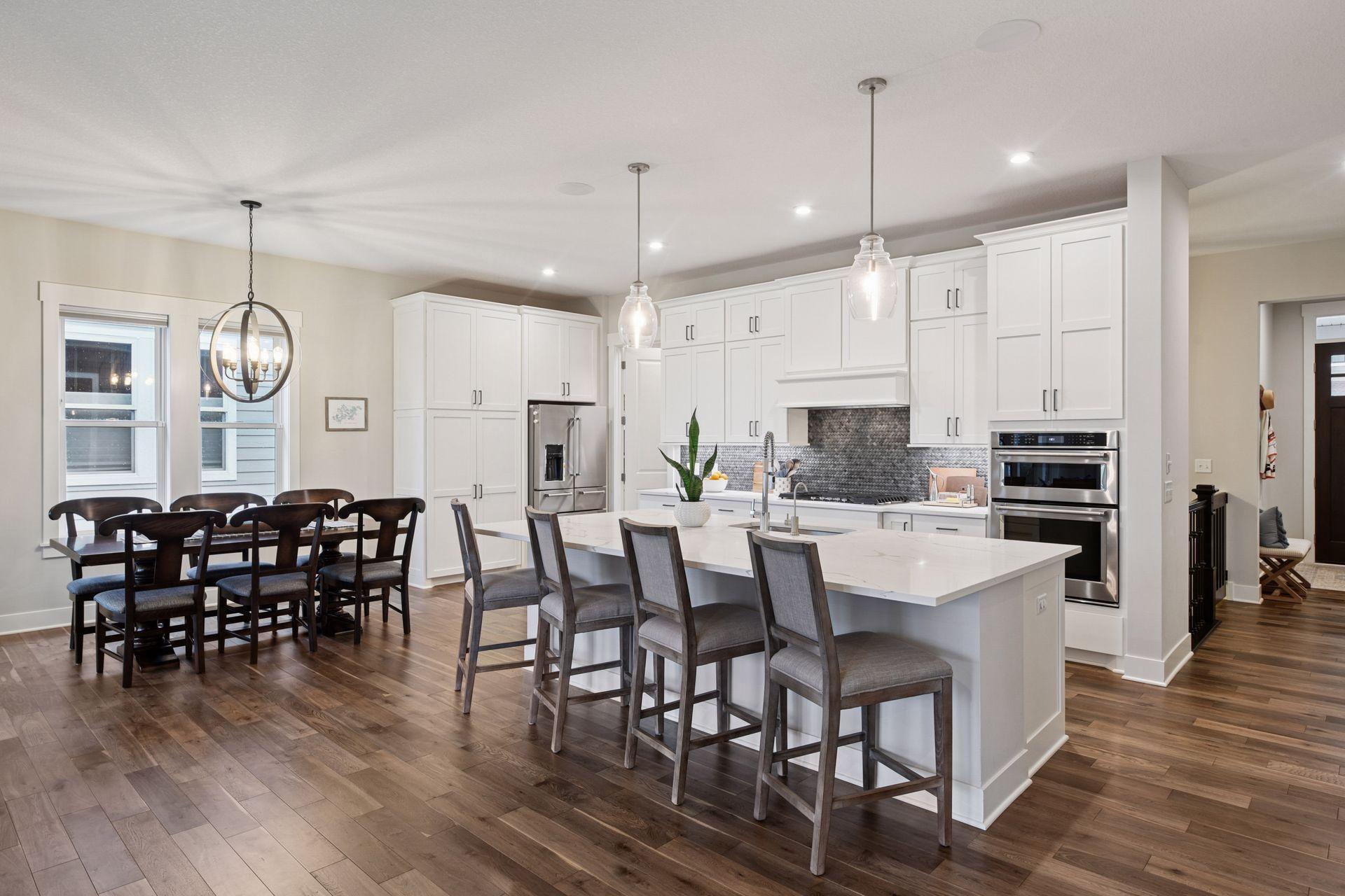 24540 Niblick Alcove