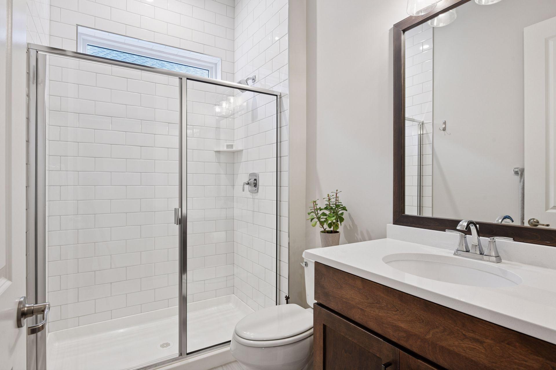 24540 Niblick Alcove