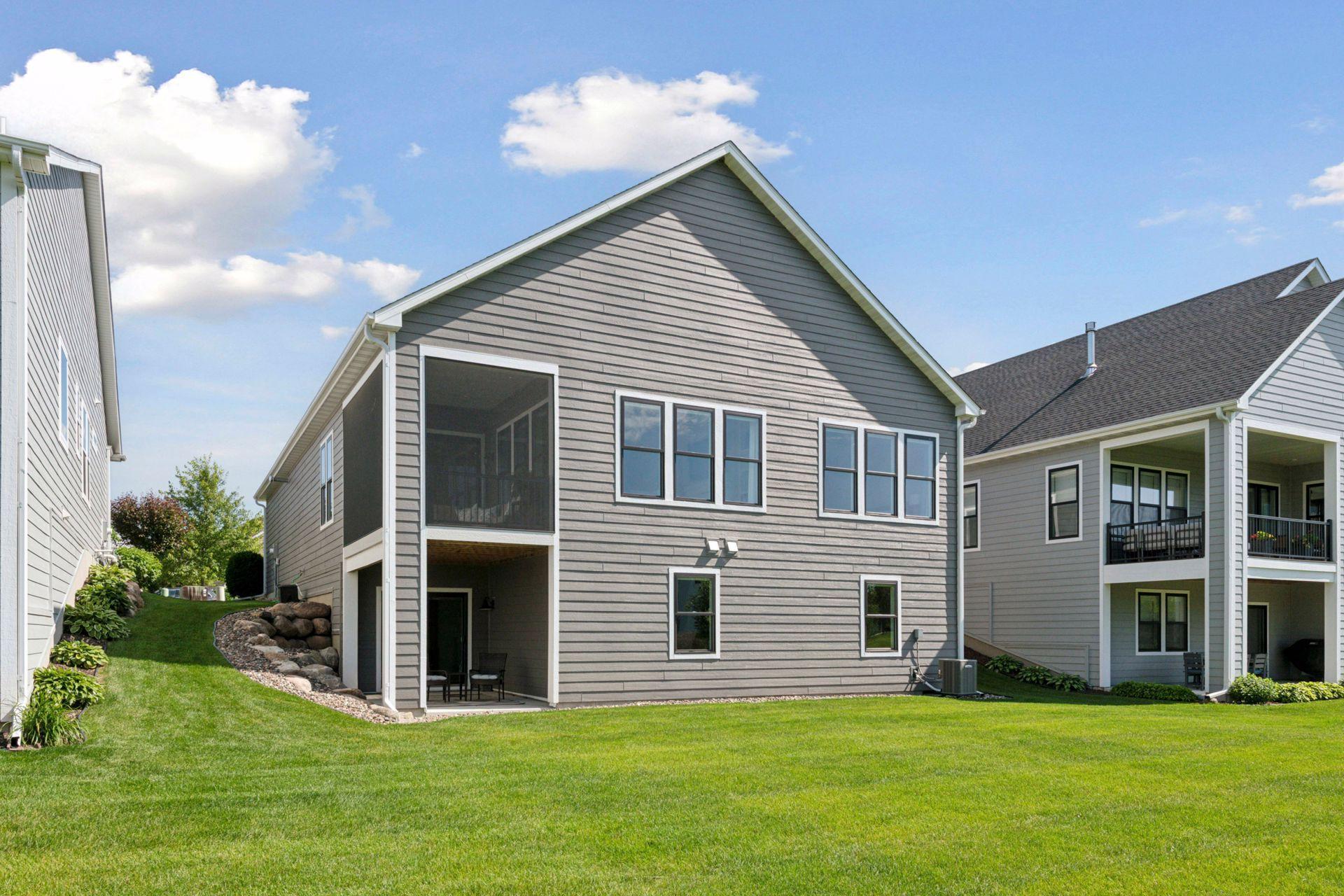 24540 Niblick Alcove