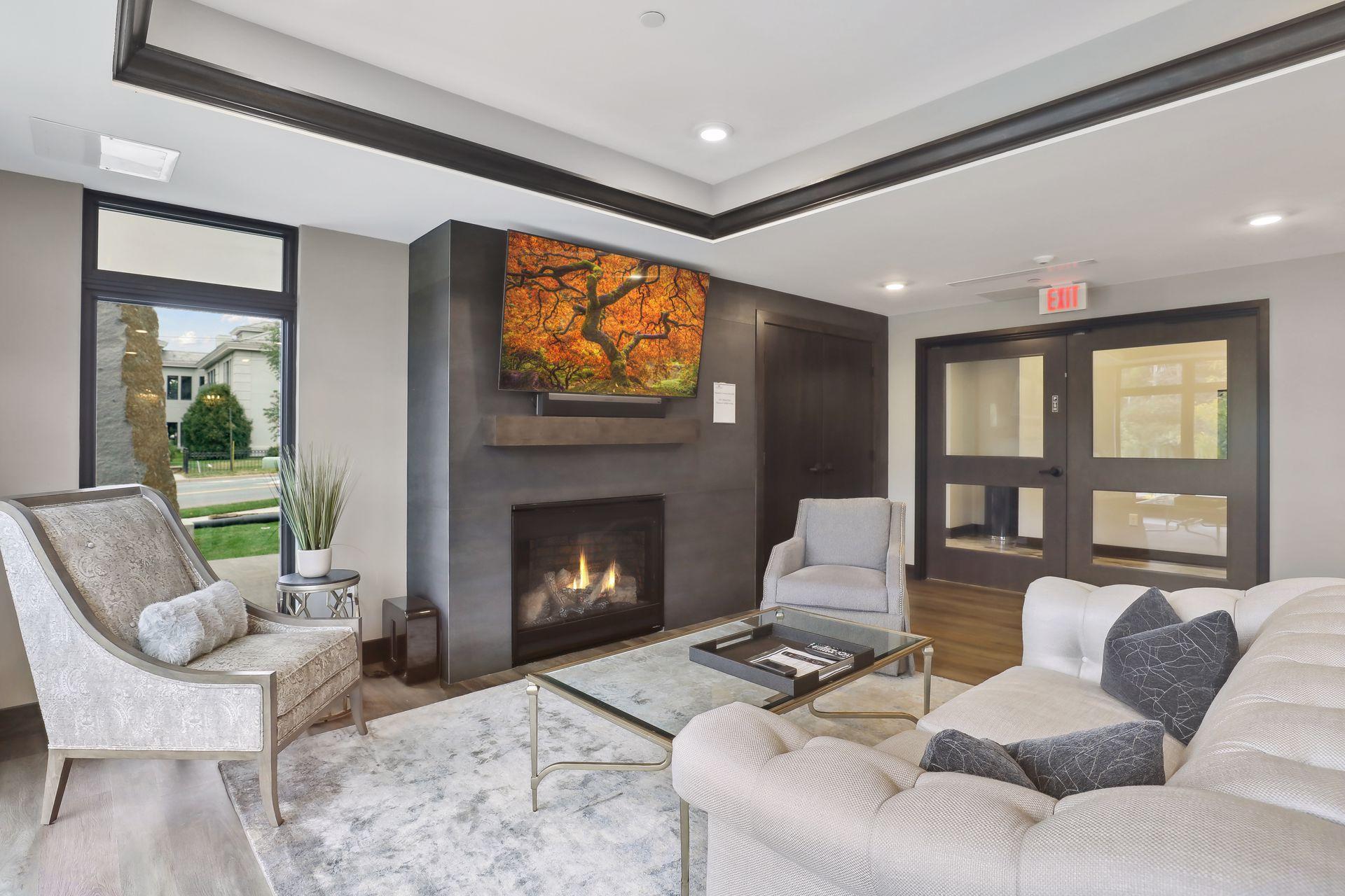 222 Ferndale Road S Unit: 302