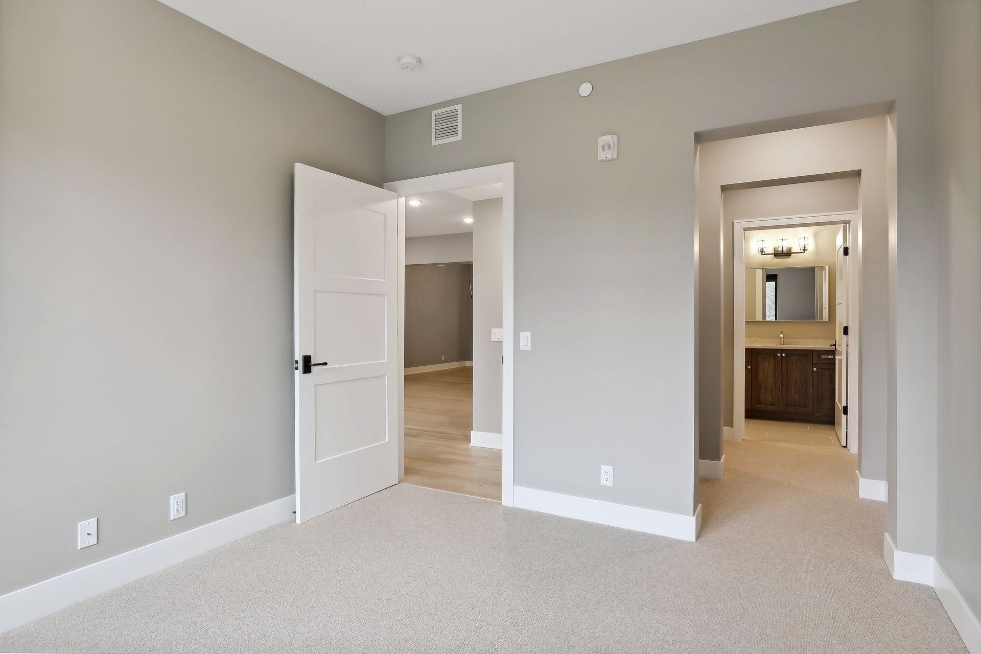 222 Ferndale Road S Unit: 302
