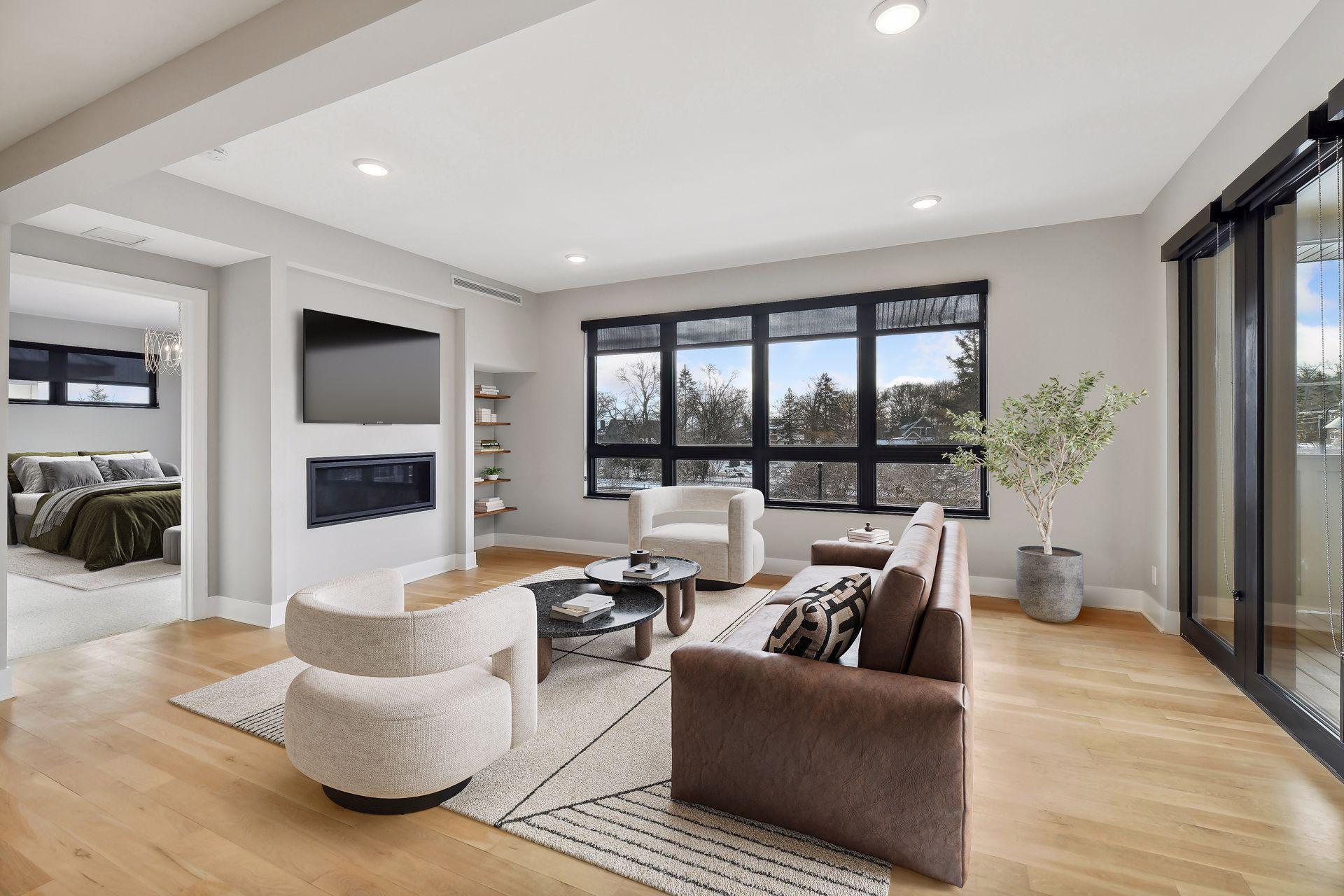 222 Ferndale Road S Unit: 203