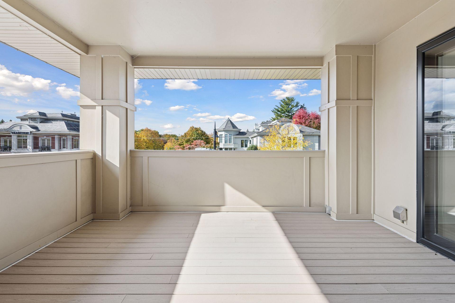 222 Ferndale Road S Unit: 203