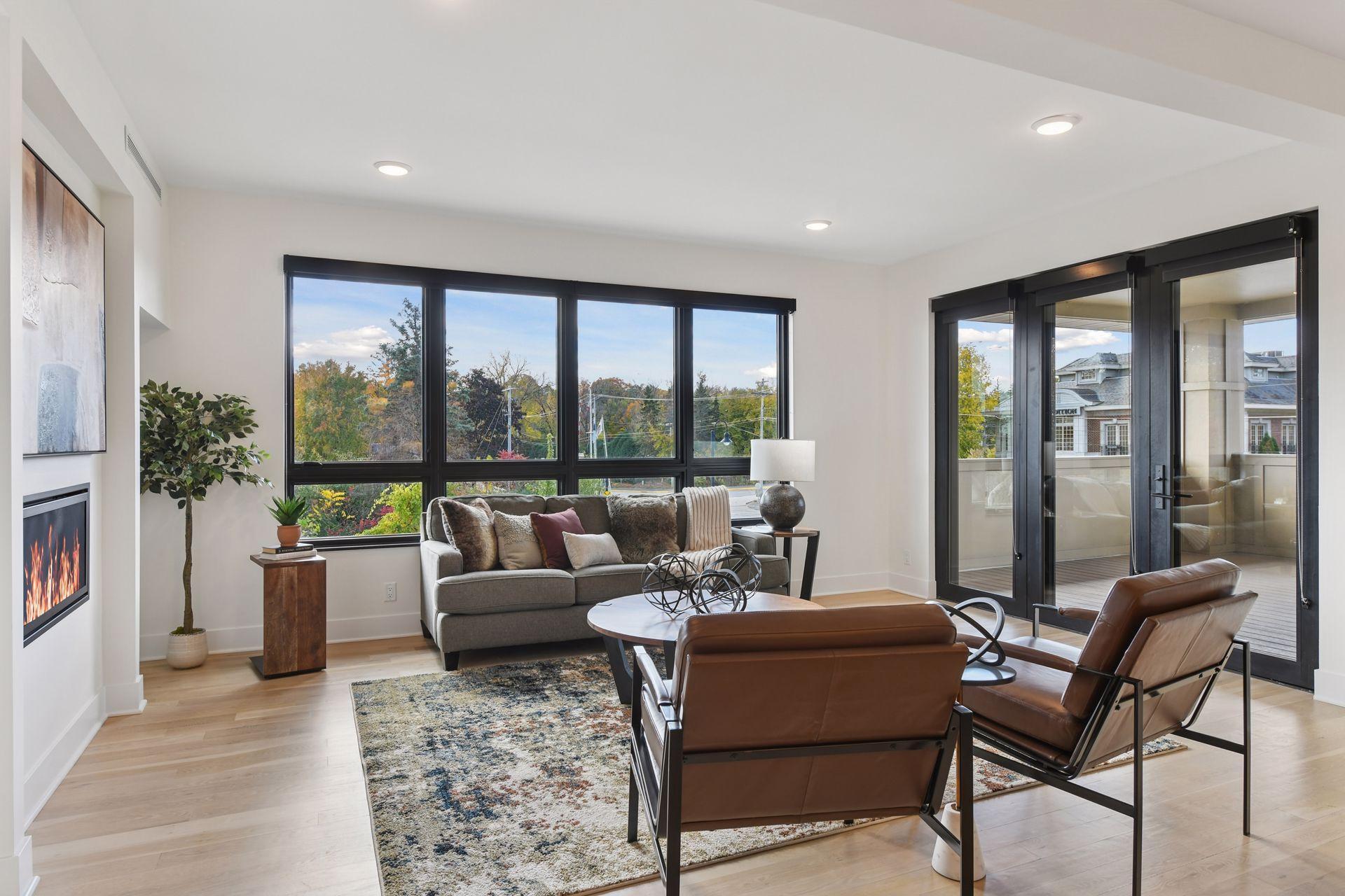 222 Ferndale Road S Unit: 203