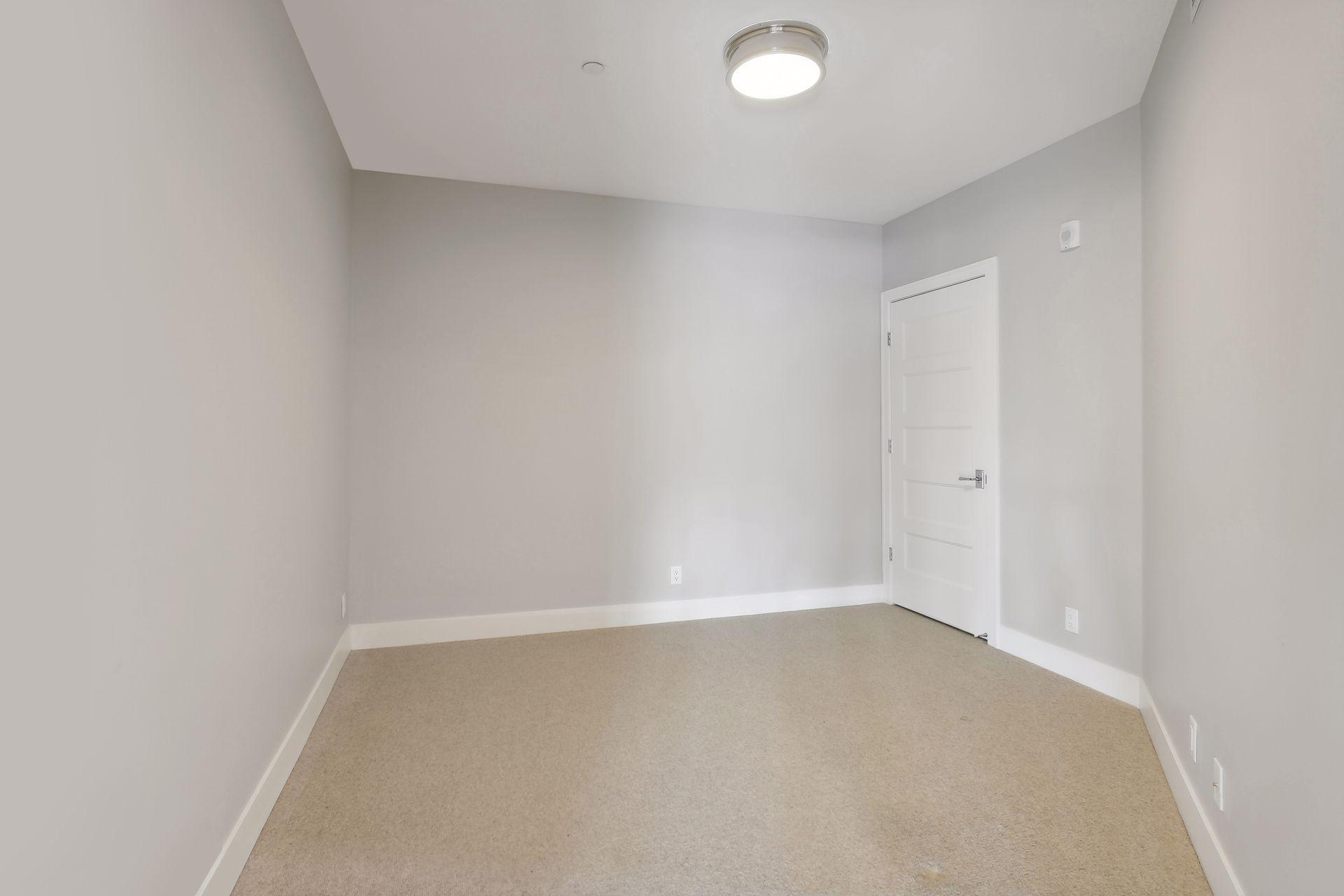 222 Ferndale Road S Unit: 203