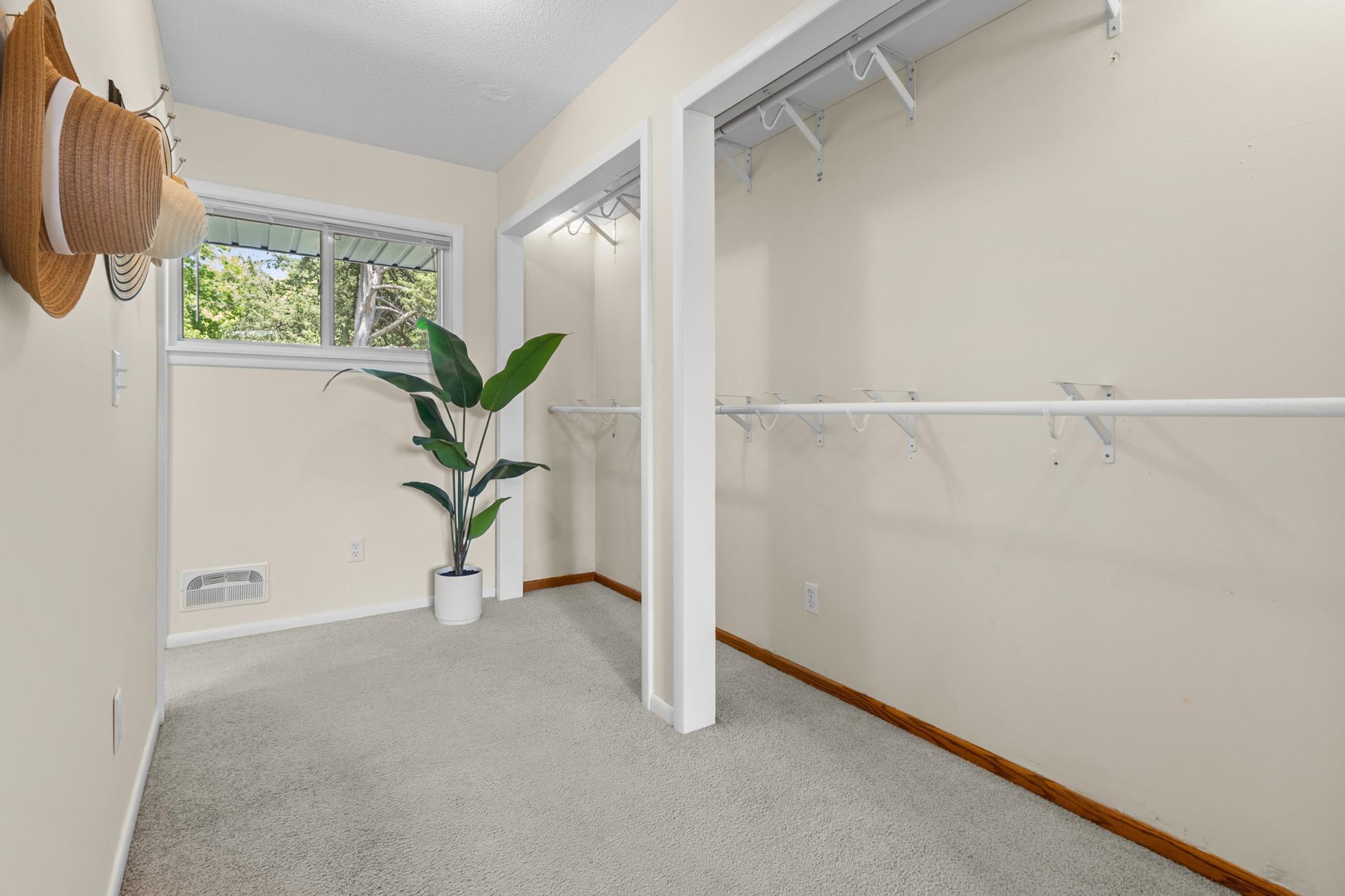 12329 W Timber Lane