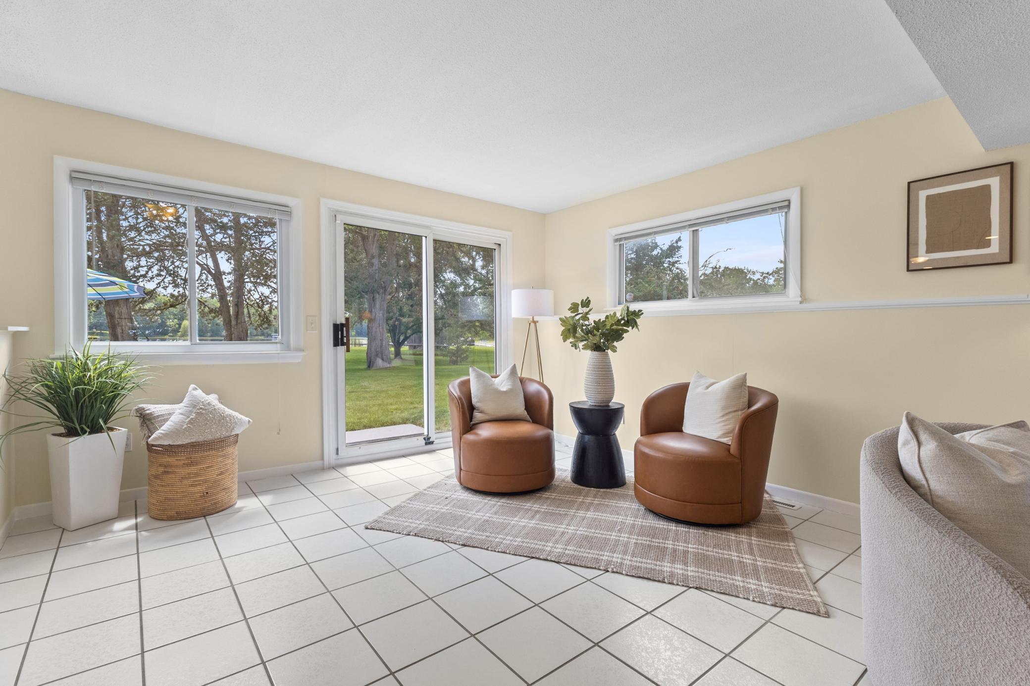 12329 W Timber Lane