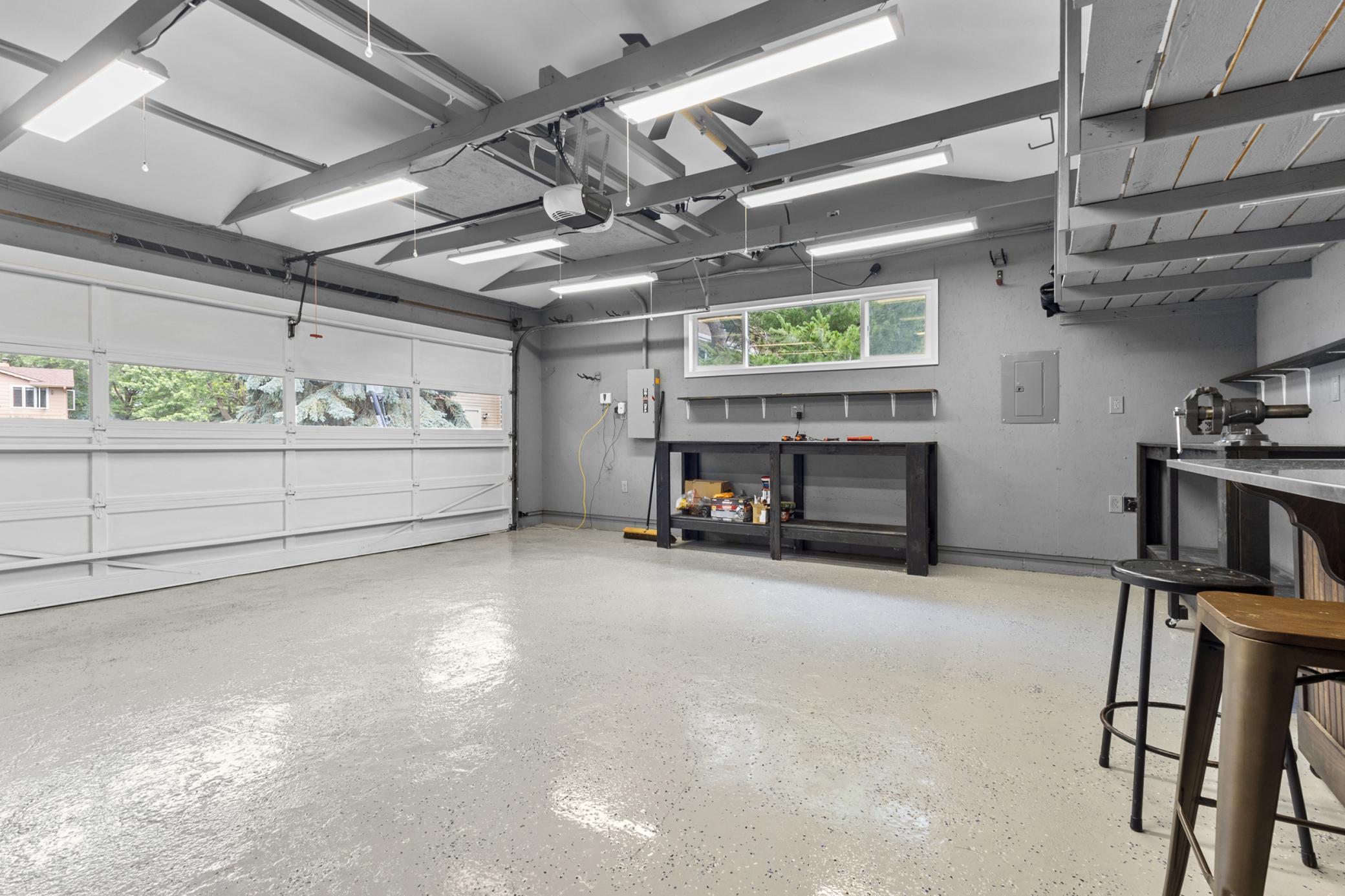 12329 W Timber Lane