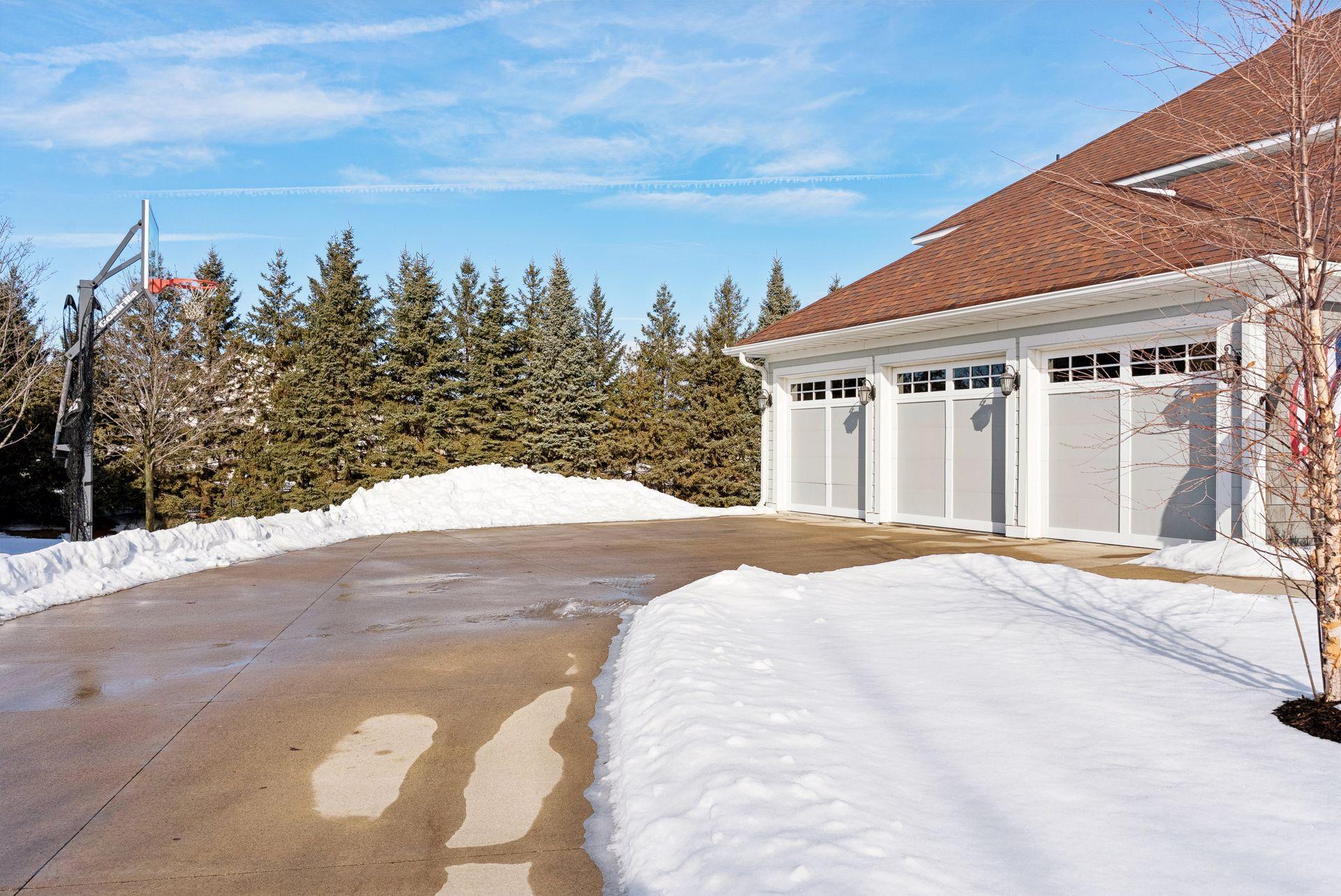 6473 Merrimac Lane N