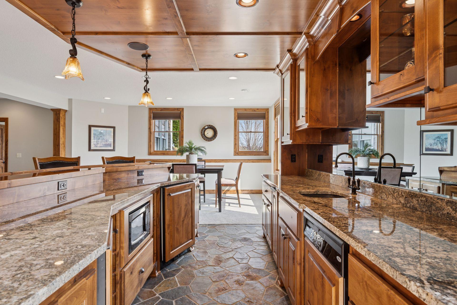 7530 Quail Ridge Trail
