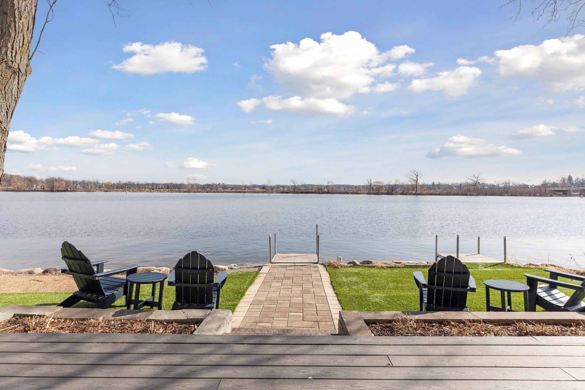 2807 McKenzie Point Road