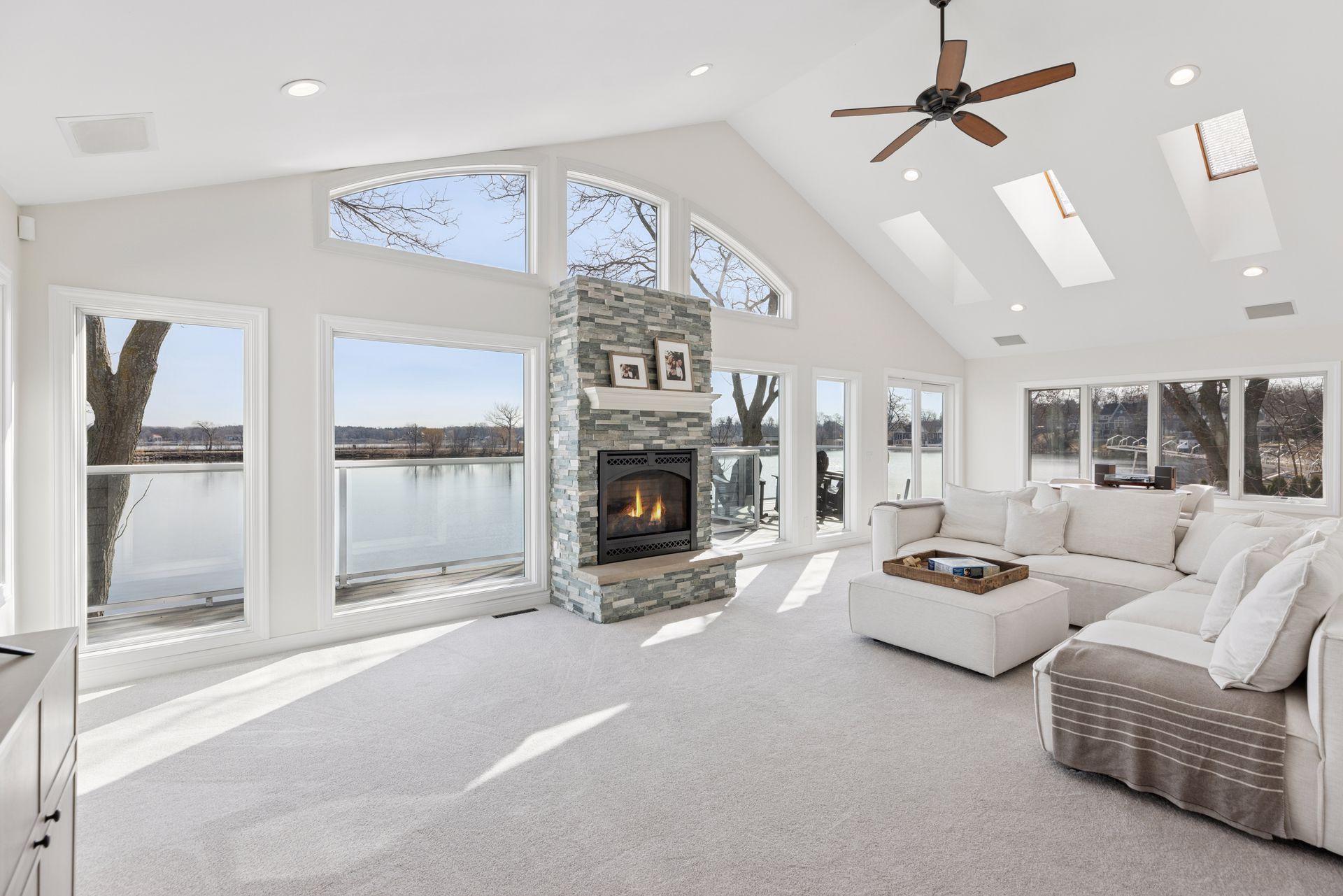 2807 McKenzie Point Road