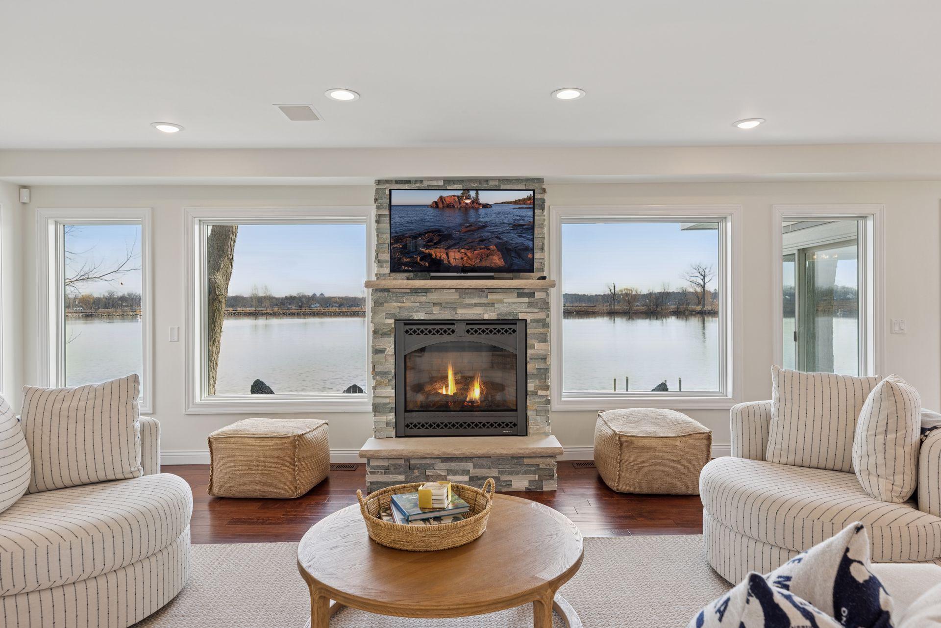 2807 McKenzie Point Road