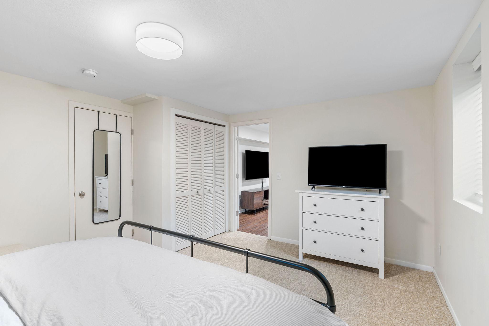 3049 Maryland Avenue S