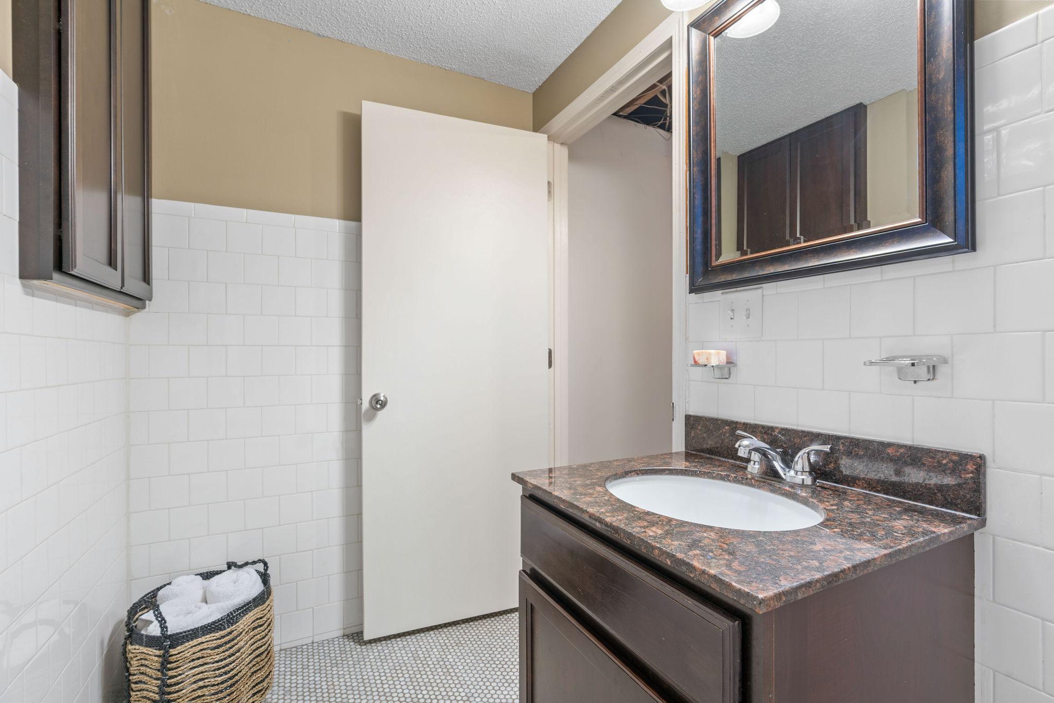 3049 Maryland Avenue S