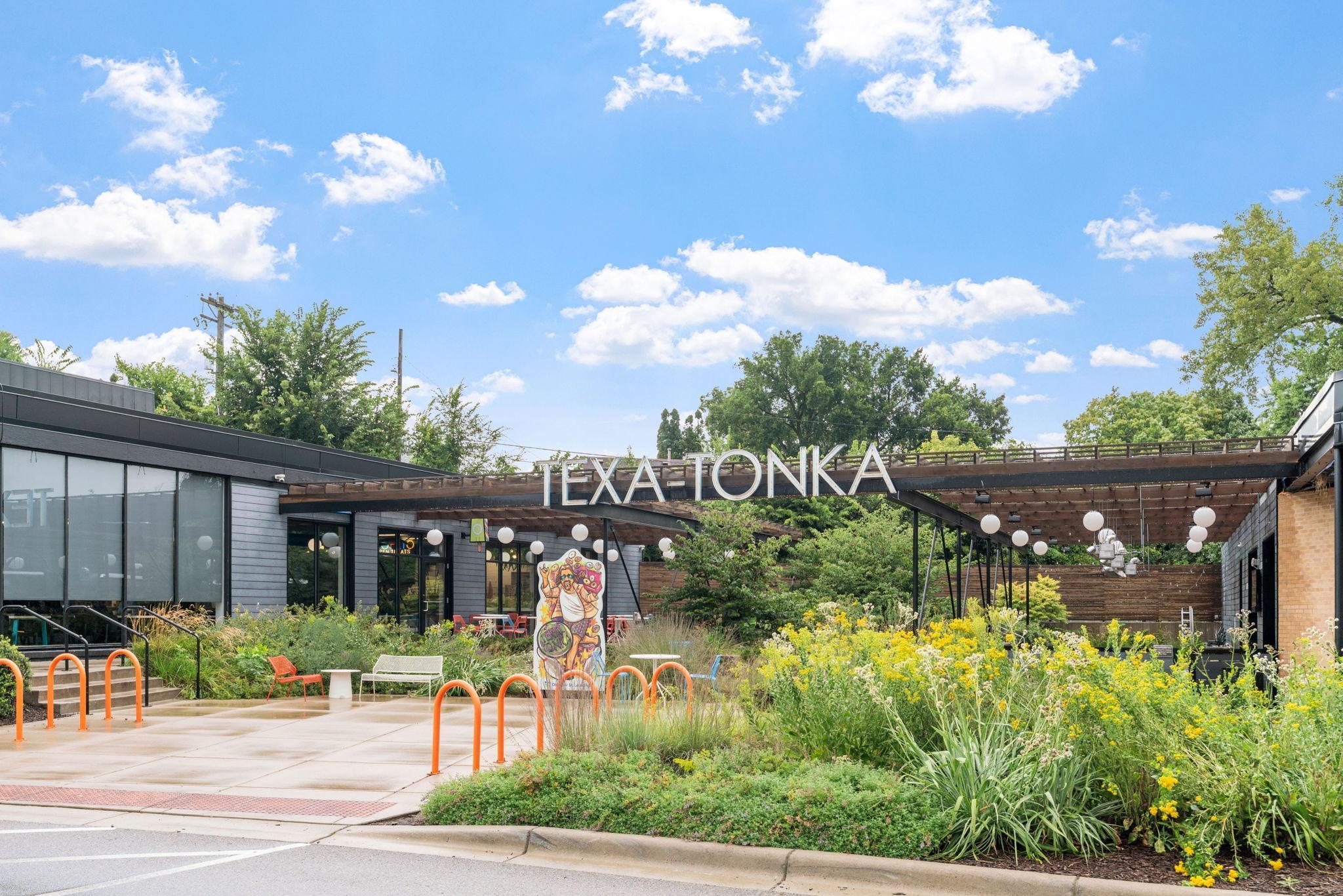 3049 Maryland Avenue S