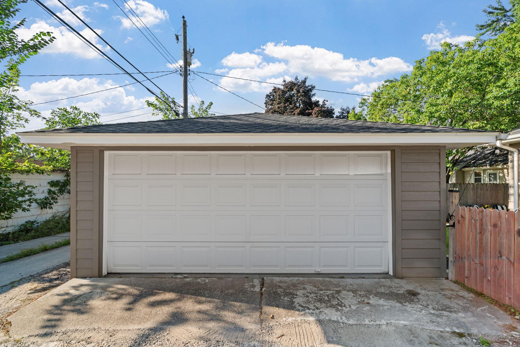 3049 Maryland Avenue S