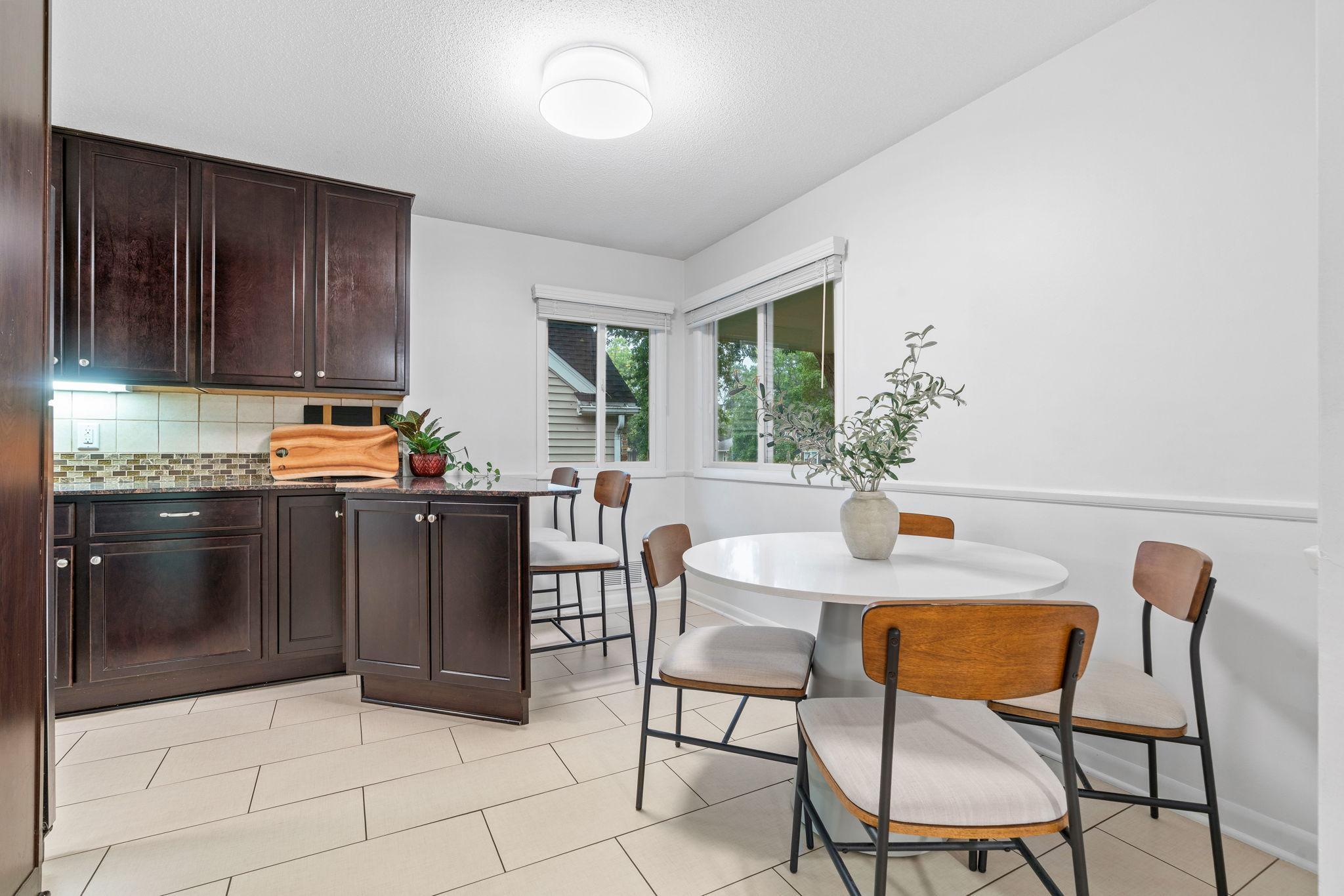 3049 Maryland Avenue S