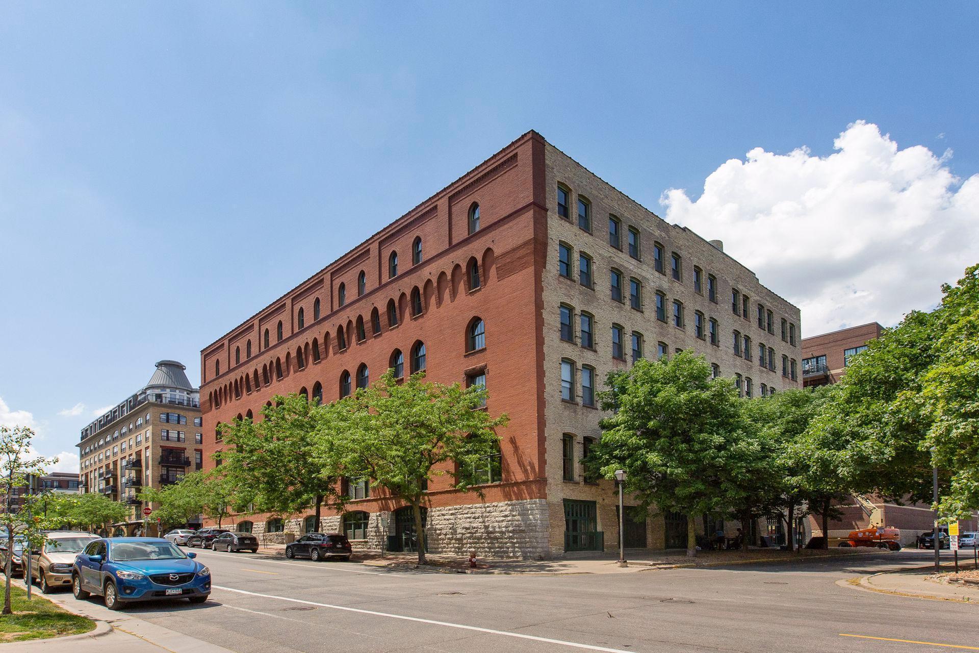 400 N 1st Street Unit: 502