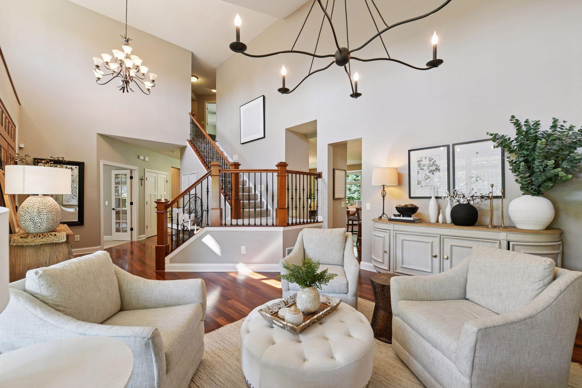 9240 Red Oak Drive