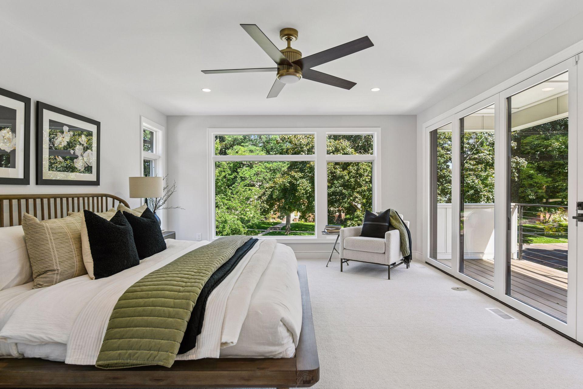 1984 Kenwood Parkway