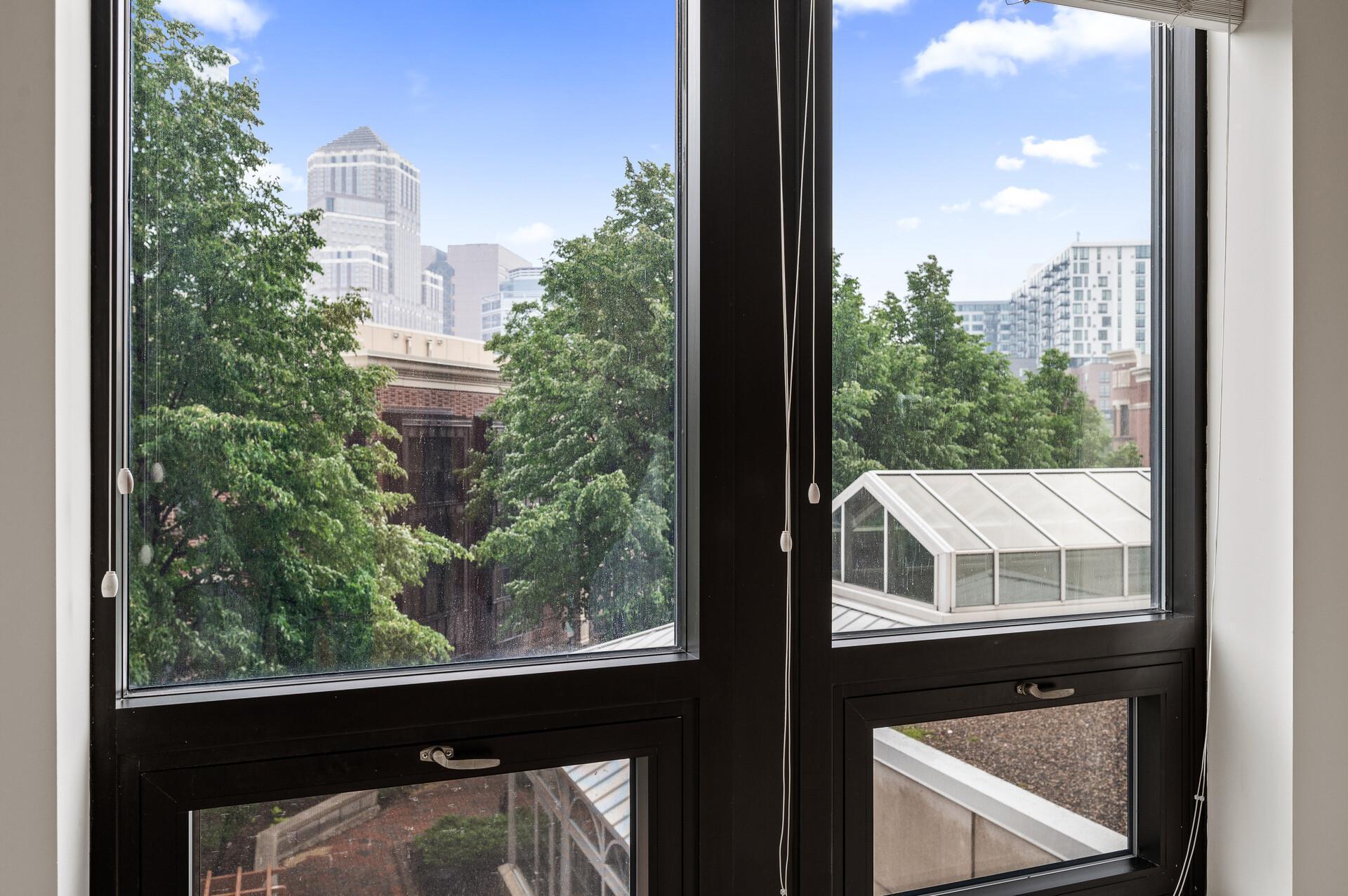 500 E Grant Street Unit: 209