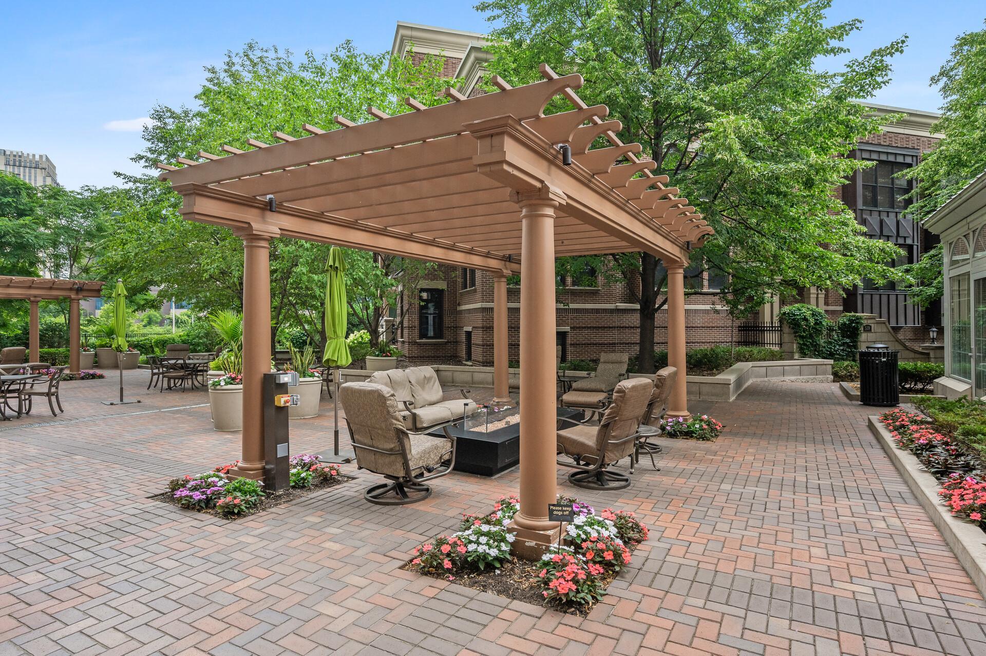 500 E Grant Street Unit: 209