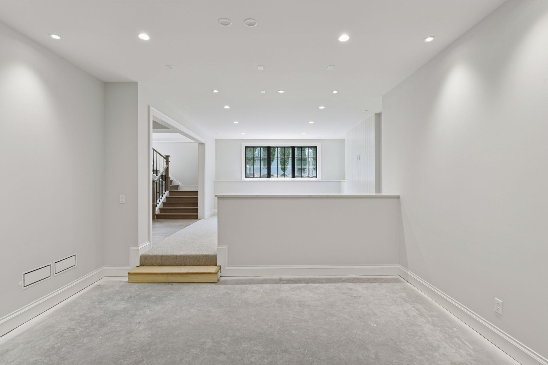141 Benton Avenue