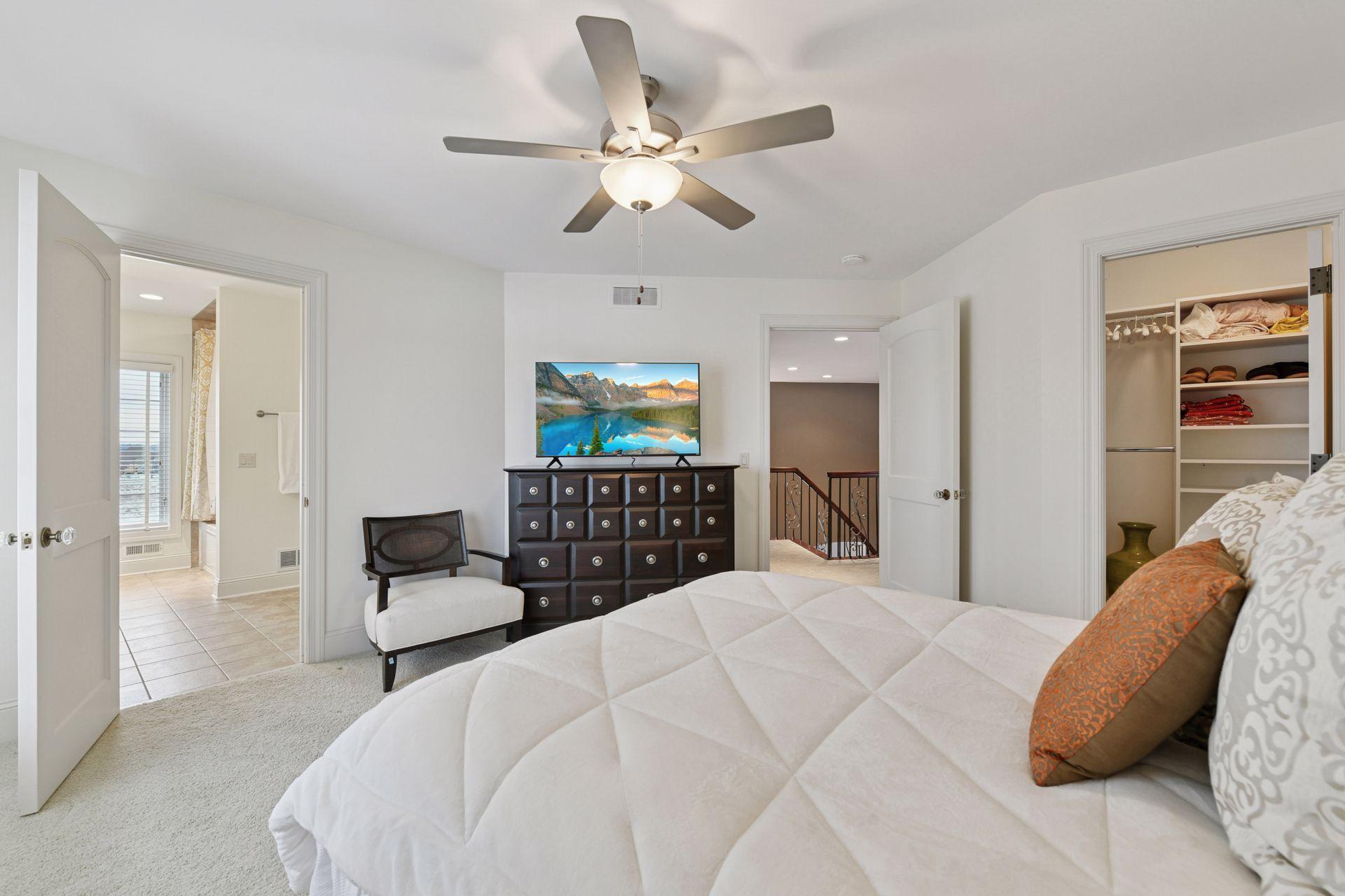 315 Calamus Circle