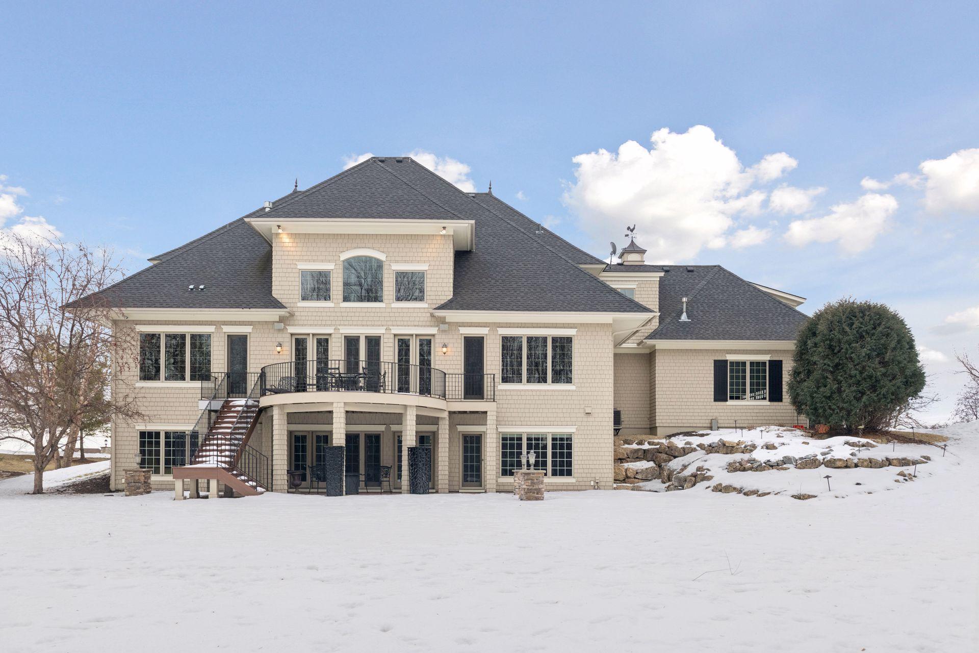 315 Calamus Circle