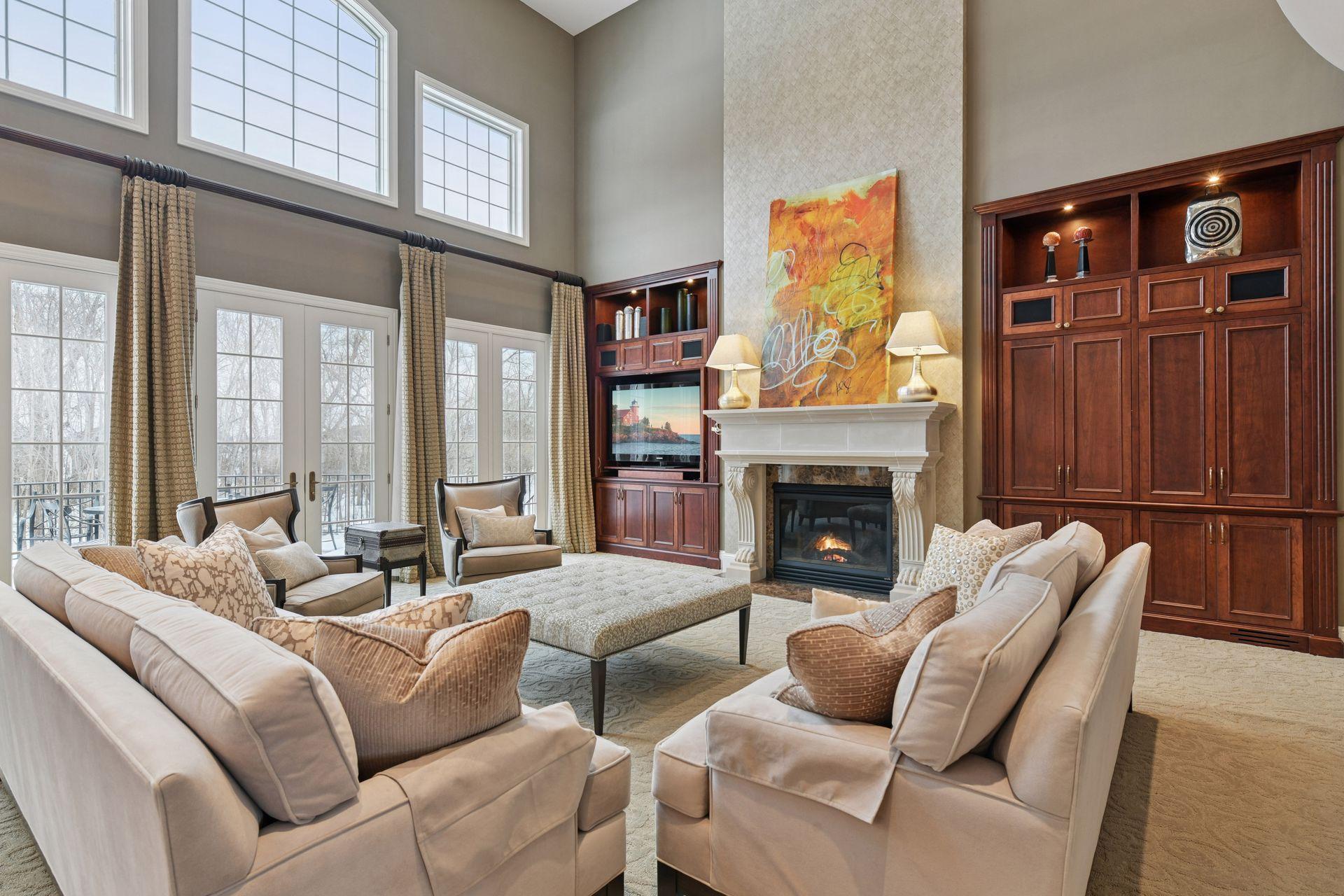 315 Calamus Circle