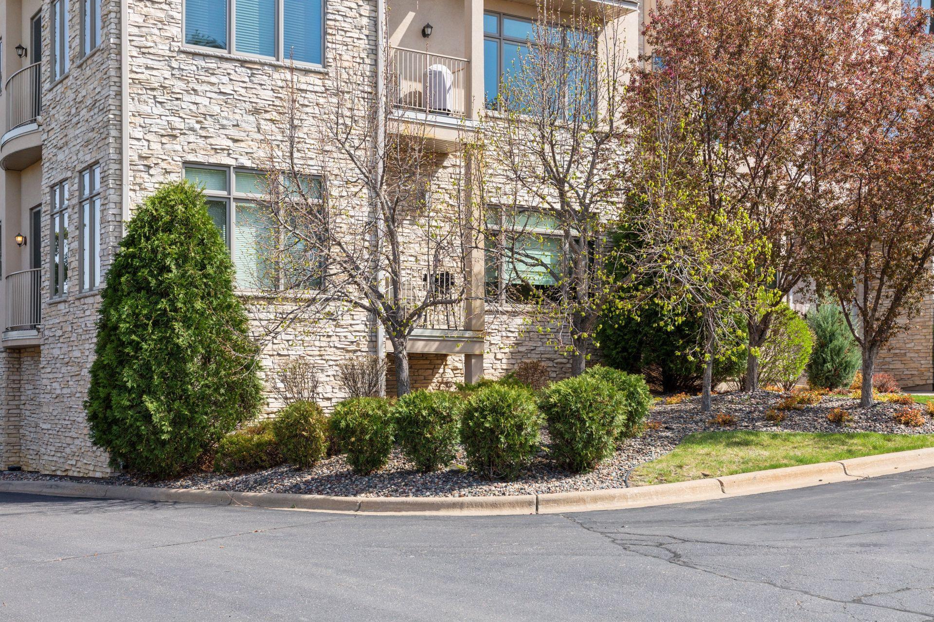 555 Oak Ridge Place Unit: 150