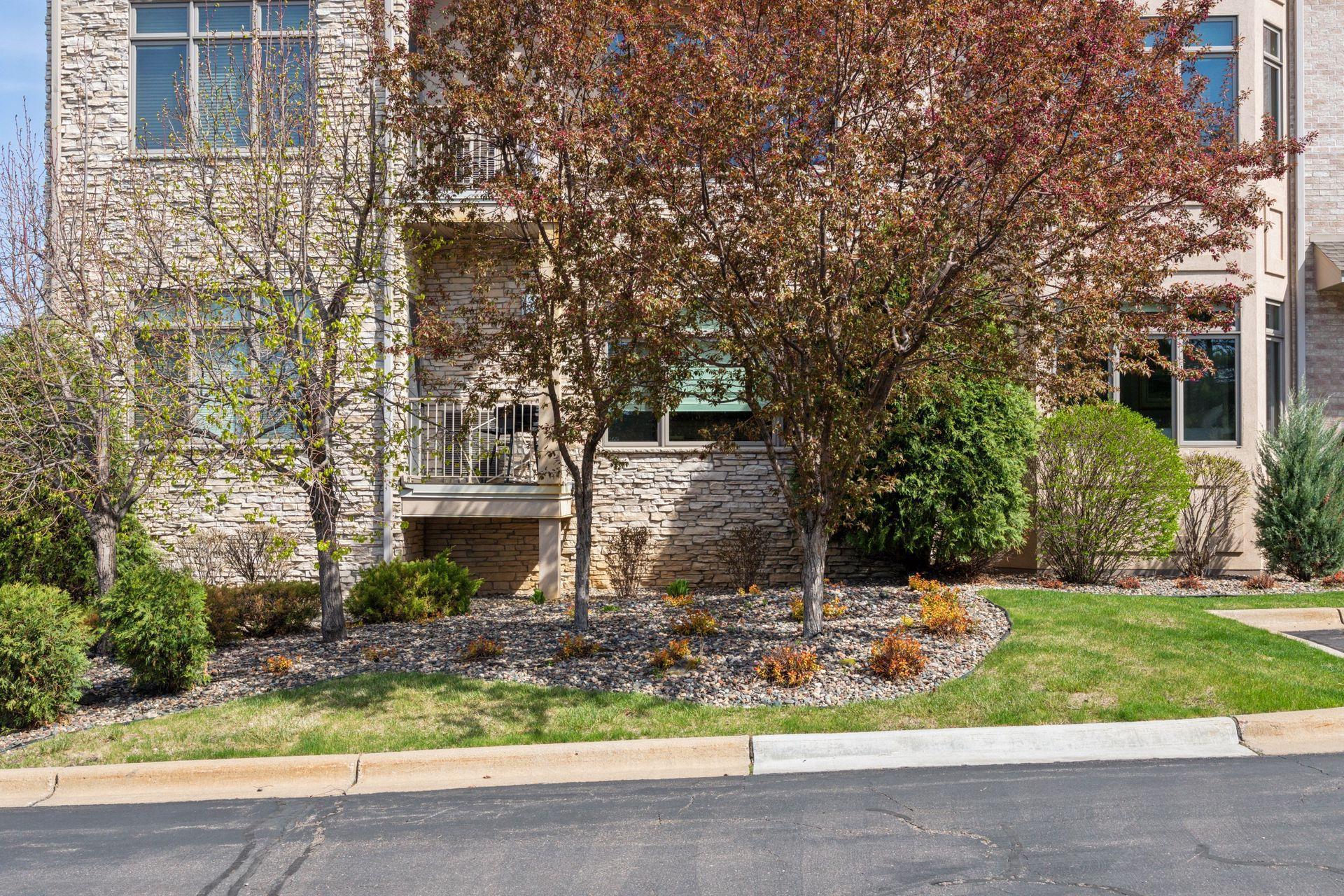555 Oak Ridge Place Unit: 150
