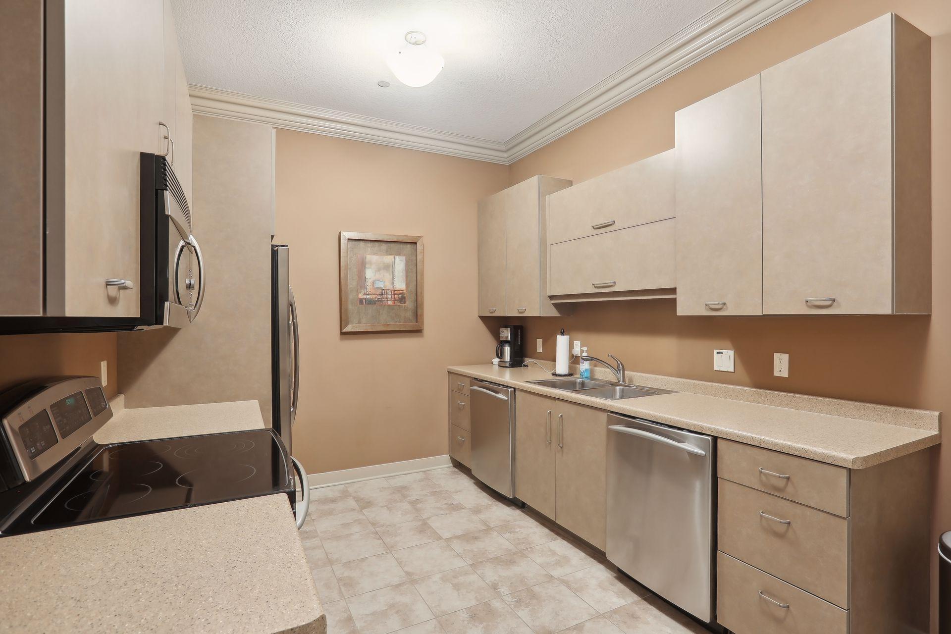 555 Oak Ridge Place Unit: 150