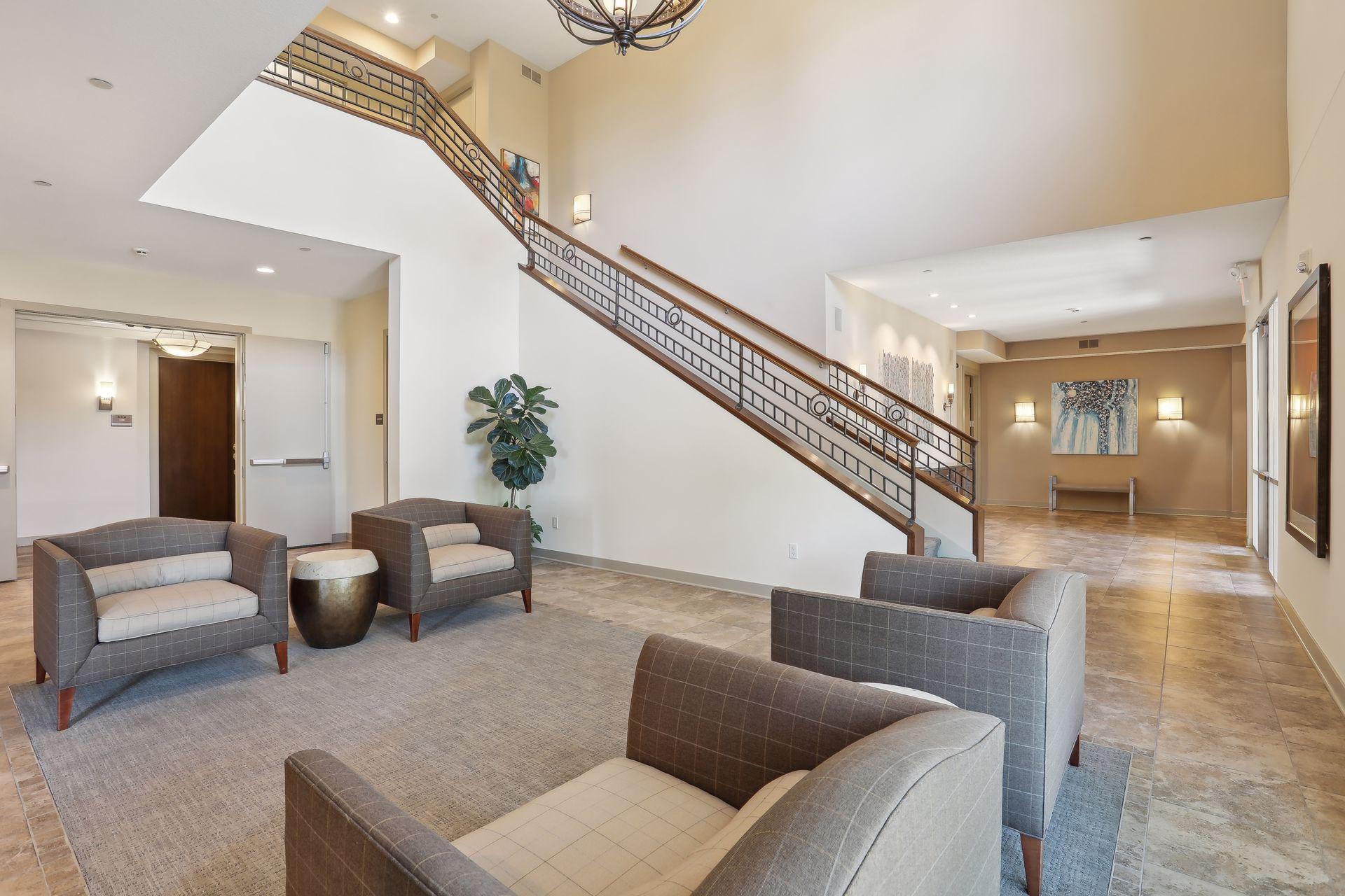 555 Oak Ridge Place Unit: 150