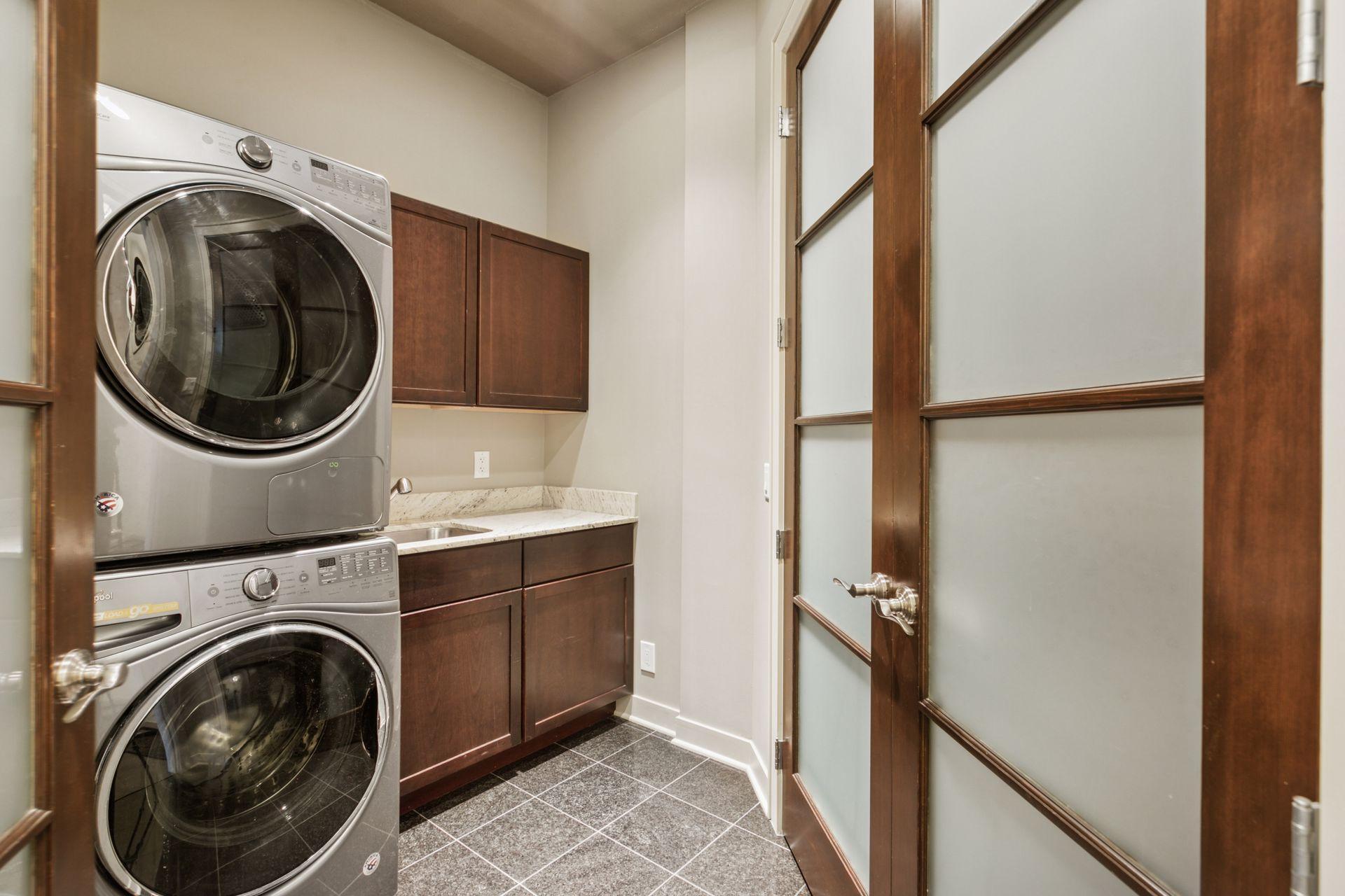 555 Oak Ridge Place Unit: 150