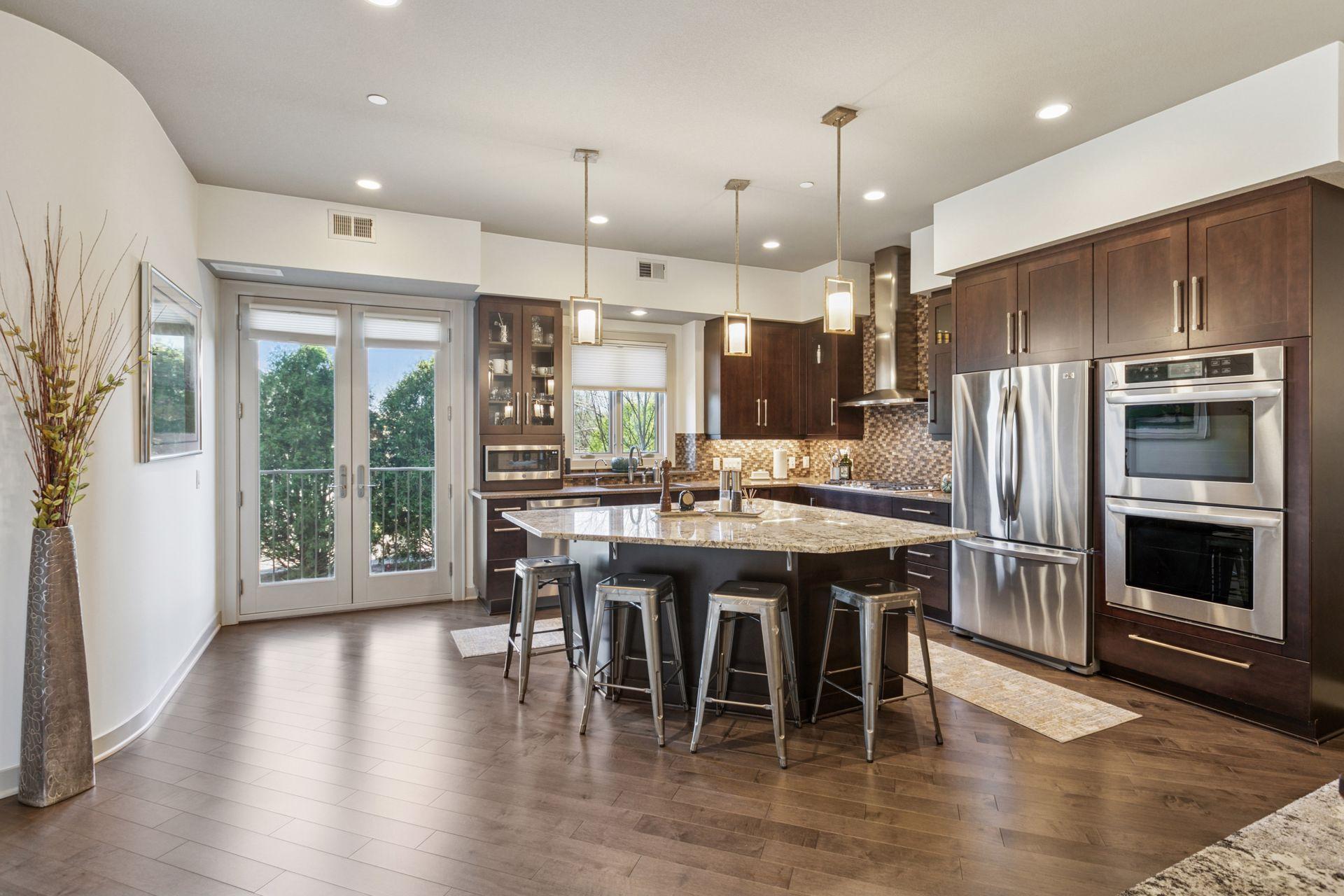 555 Oak Ridge Place Unit: 150