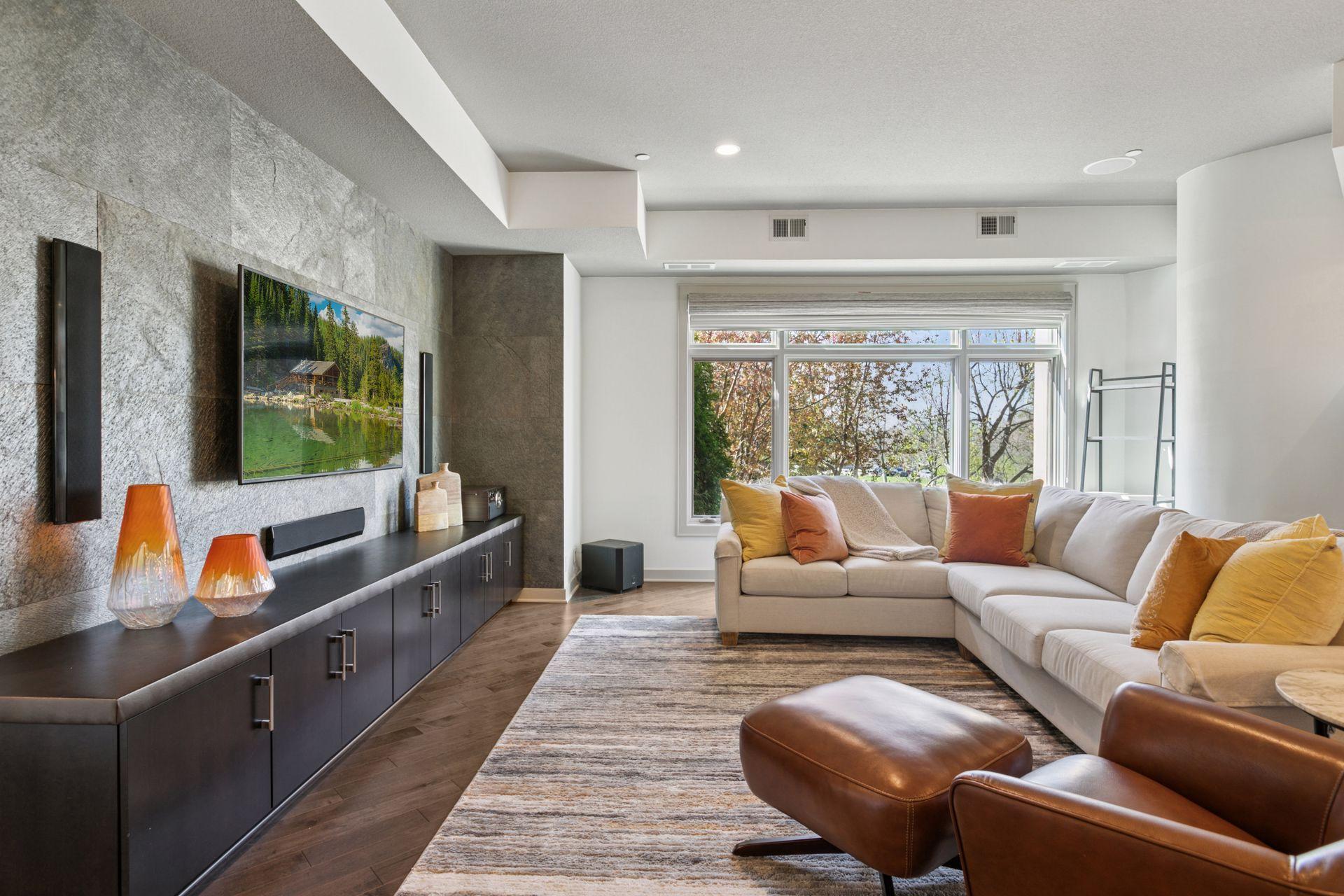 555 Oak Ridge Place Unit: 150